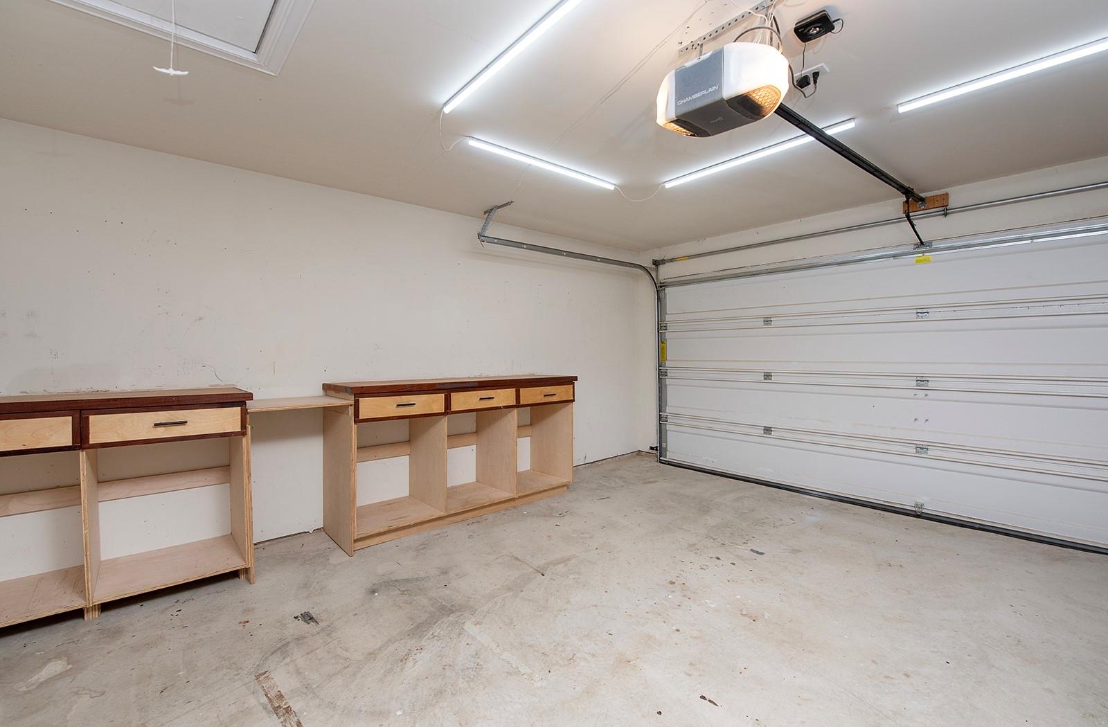 216 Millers Loop, Jarrell, TX 76537