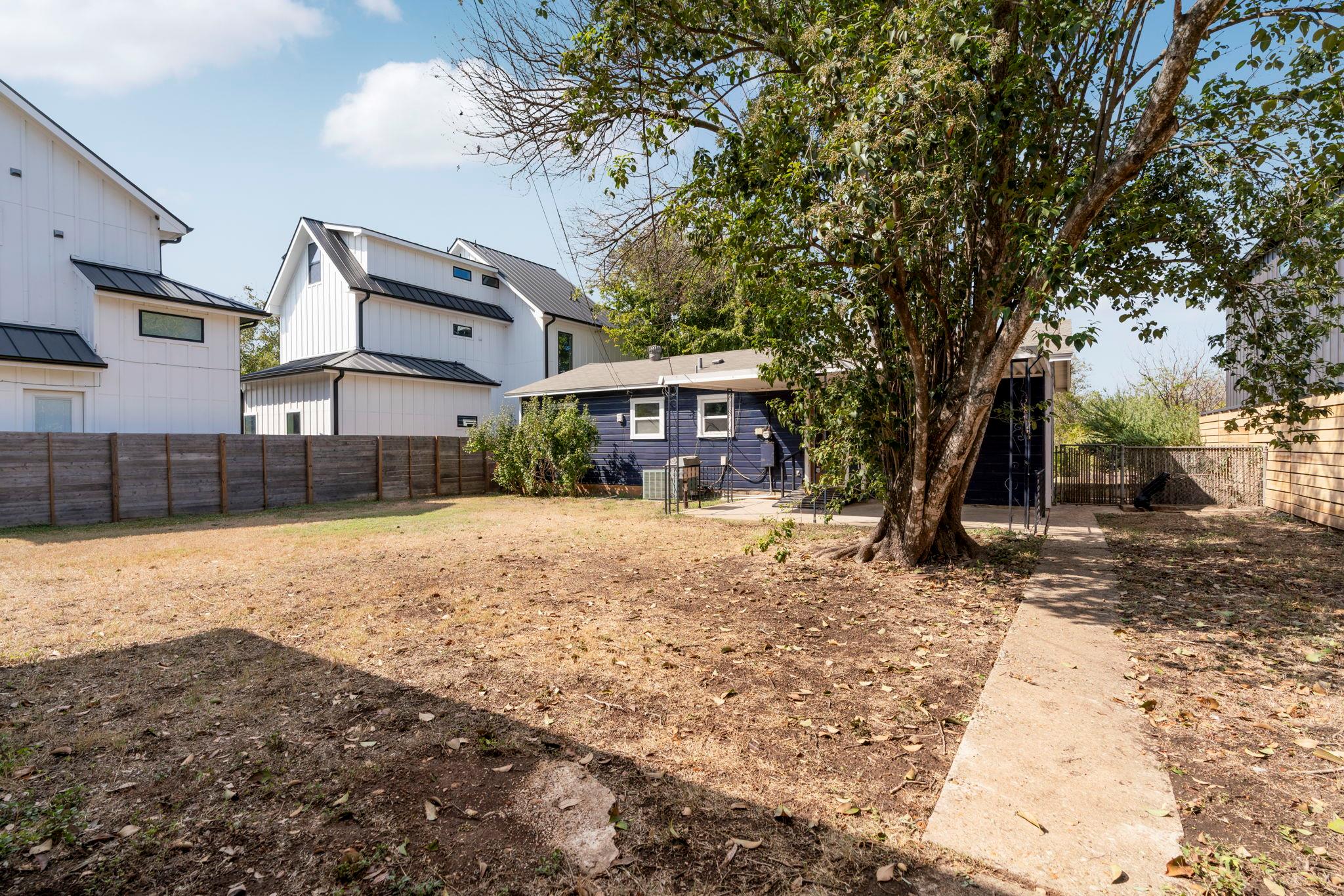 4503 Garnett St, Austin, TX 78745