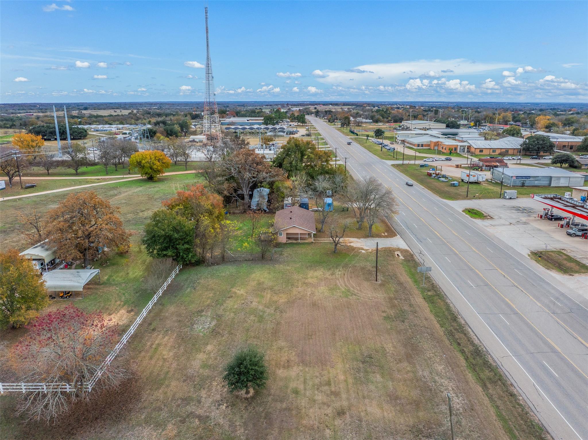 8850 N Highway 77 Highway, Lexington, TX 78947