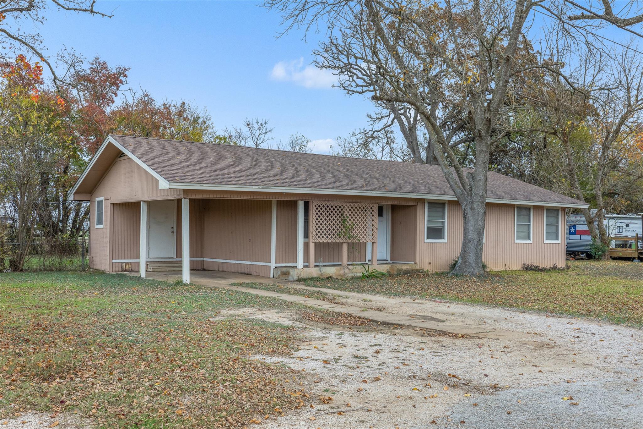 8850 N Highway 77 Highway, Lexington, TX 78947