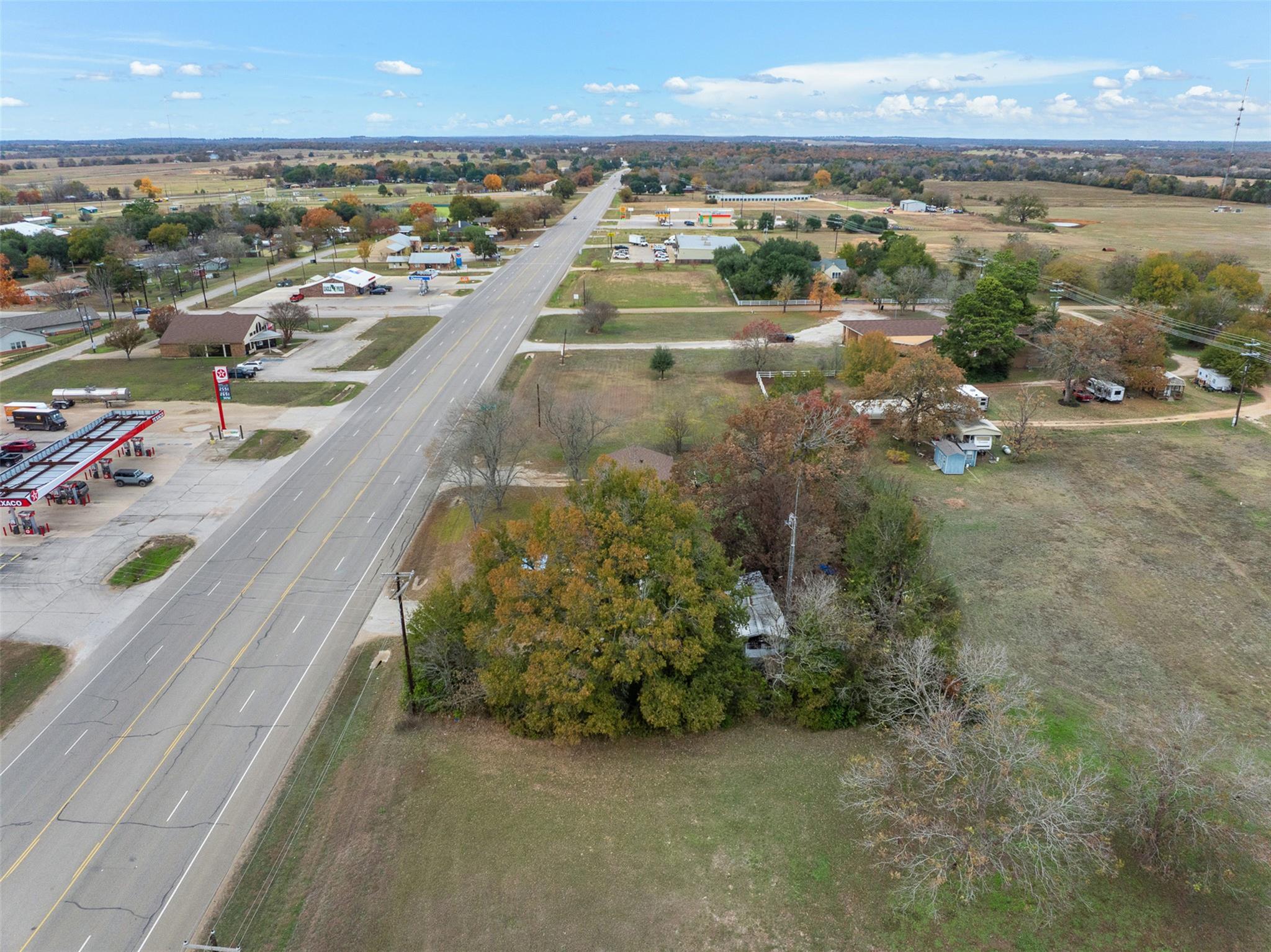 8850 N Highway 77 Highway, Lexington, TX 78947