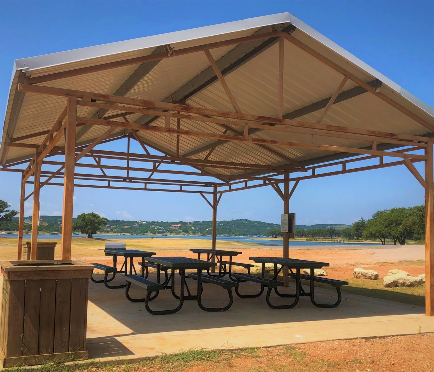 5606 Clubhouse Dr, Lago Vista, TX 78645