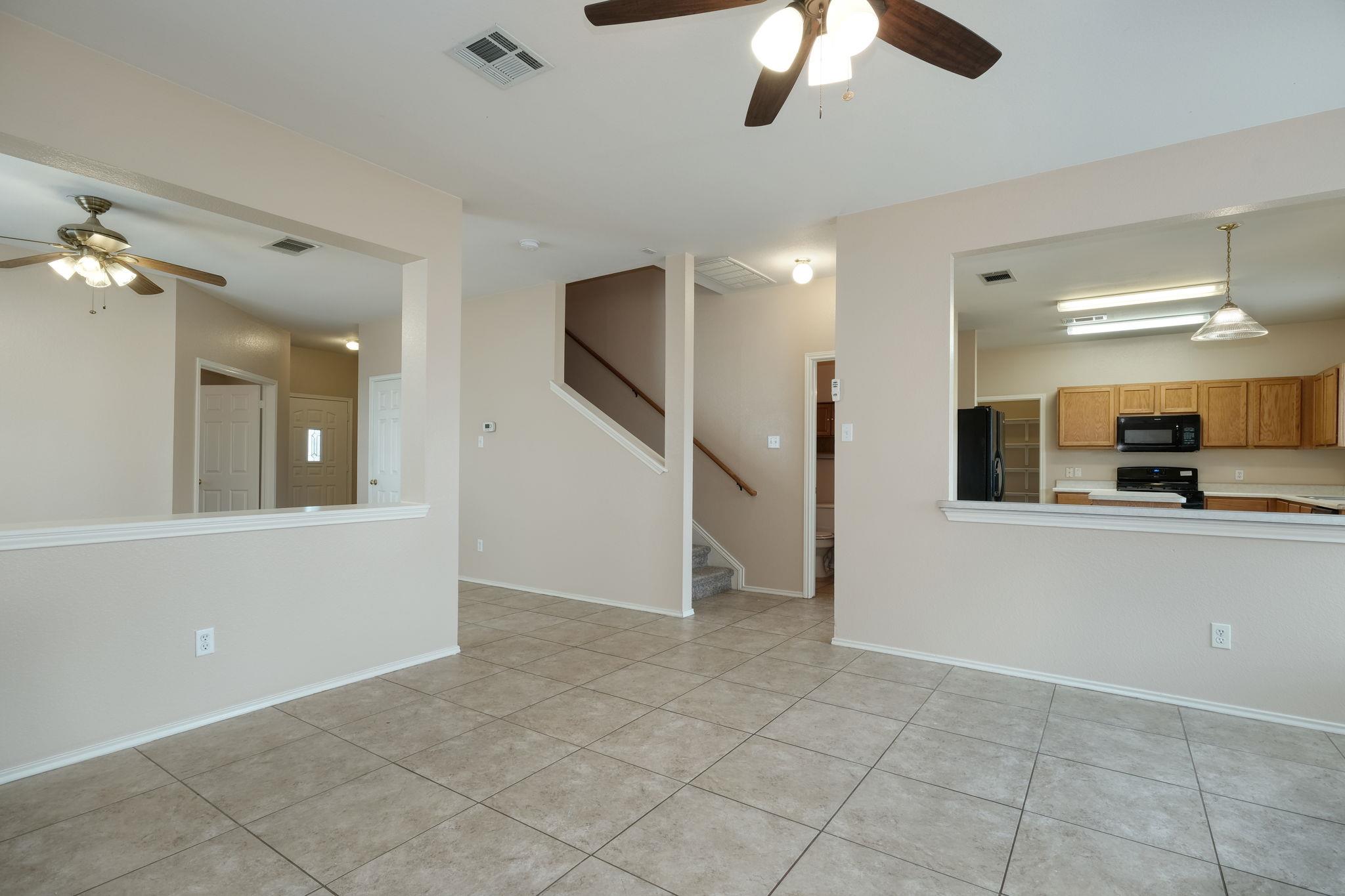 116 Rio Grande Dr, Kyle, TX 78640