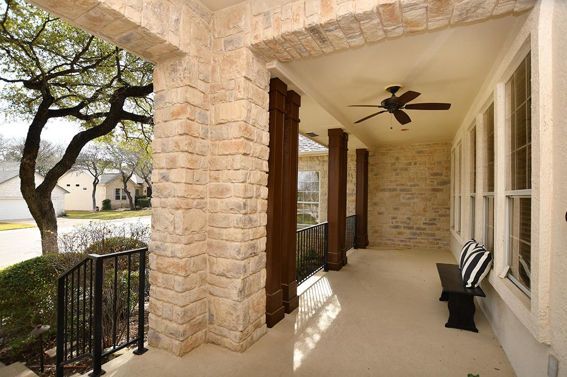 226 Whispering Wind Dr, Georgetown, TX 78633