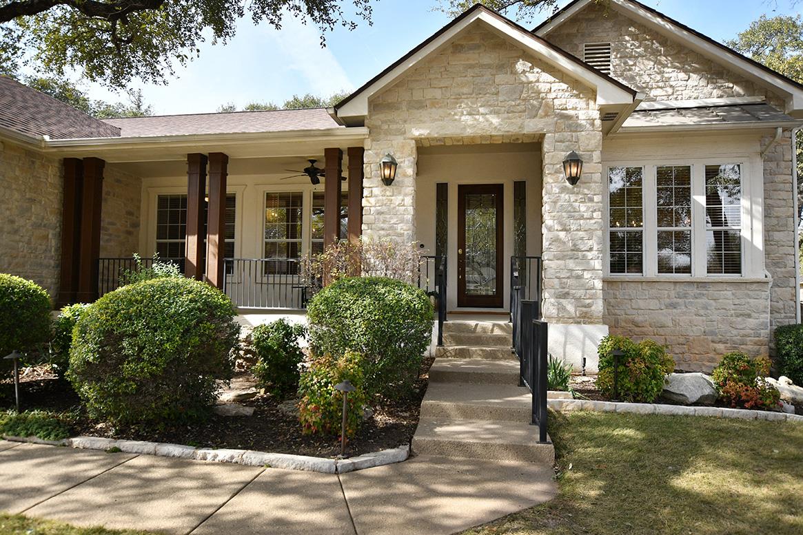 226 Whispering Wind Dr, Georgetown, TX 78633