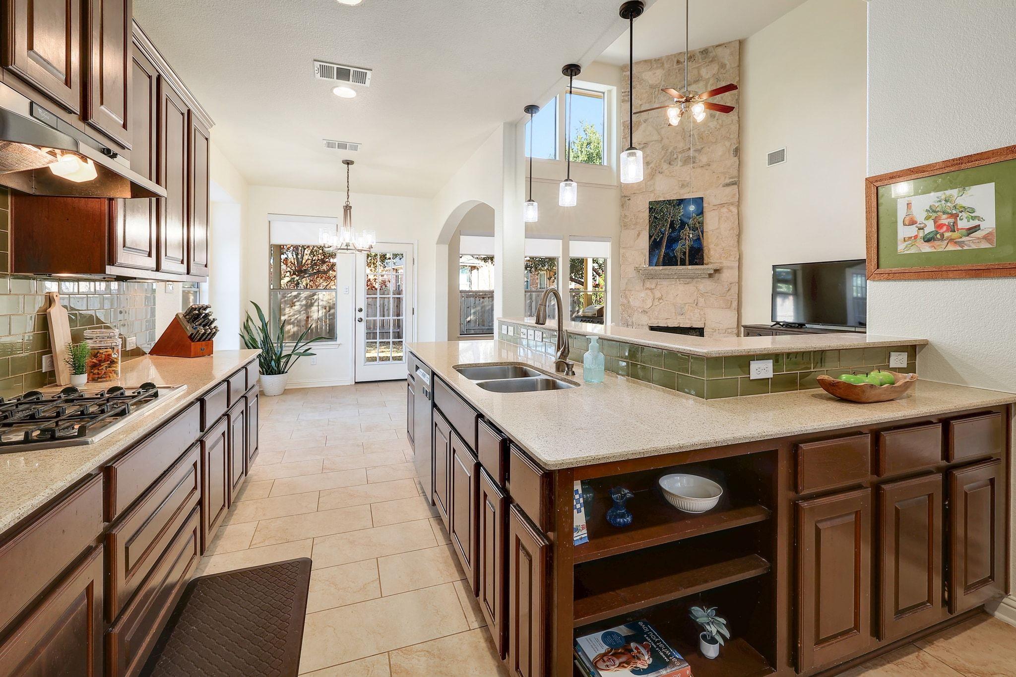 201 Atlanta Park Dr, Georgetown, TX 78628