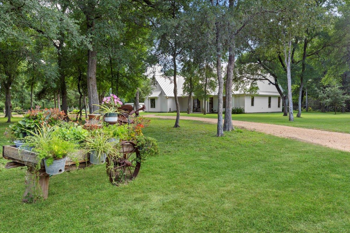 1307 Fm 969, Bastrop, TX 78602