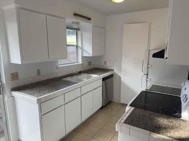 3409 DOLPHIN Dr # A, Austin, TX 78704