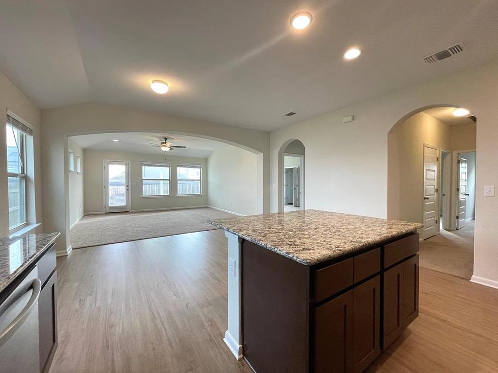 9712 Grapevine Leaf Dr, Manor, TX 78653