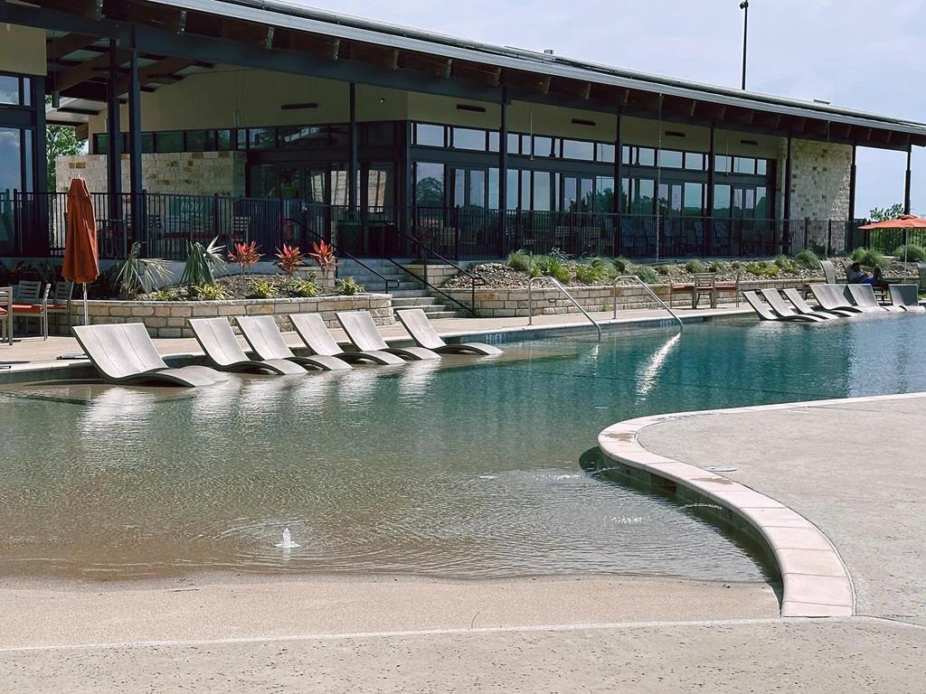 9712 Grapevine Leaf Dr, Manor, TX 78653