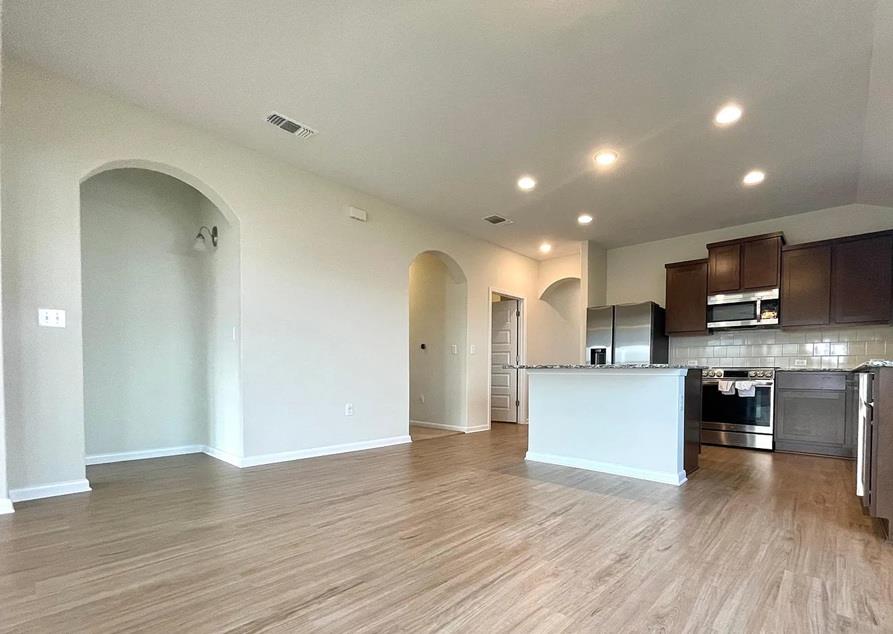 9712 Grapevine Leaf Dr, Manor, TX 78653