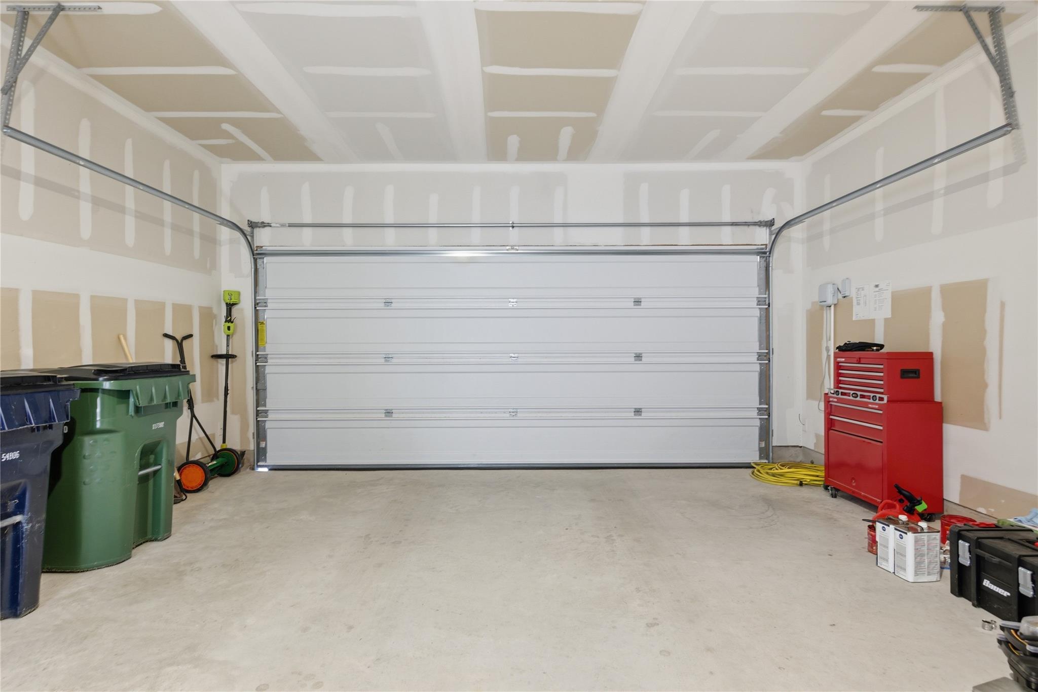 724 Rancho Del Cielo Loop, Jarrell, TX 76537