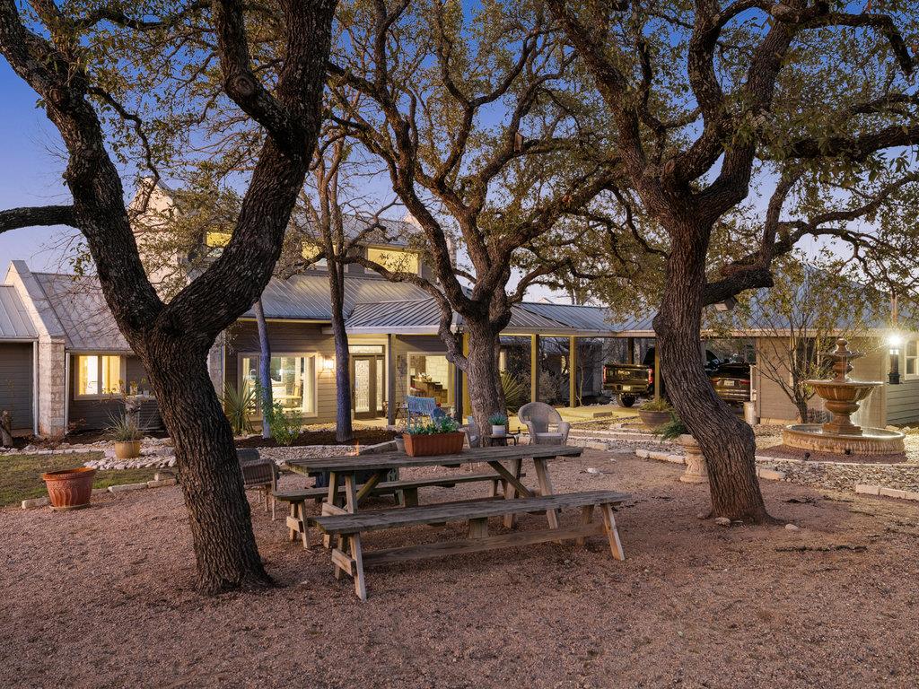 4200 Cypress Canyon Trl, Spicewood, TX 78669