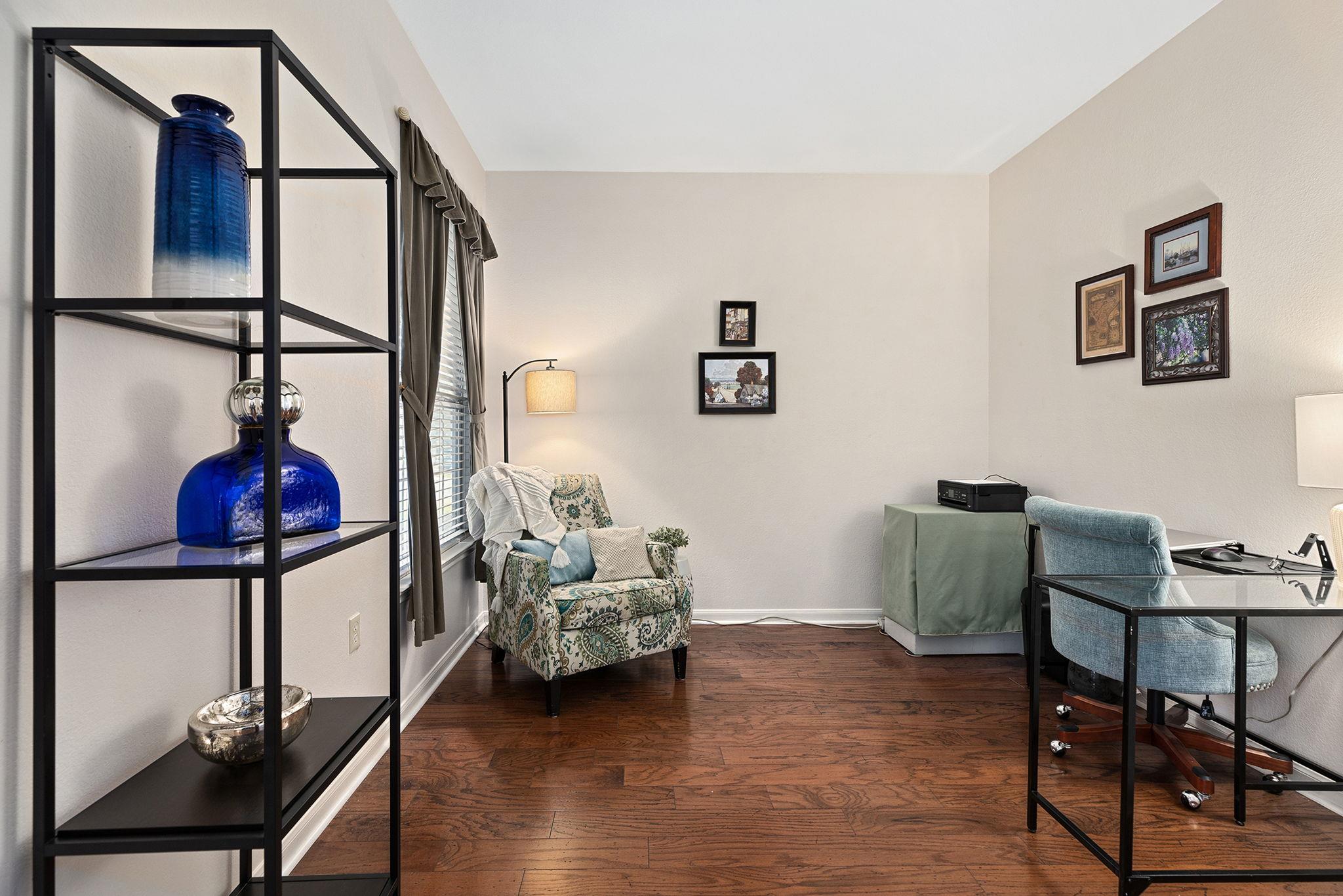 216 Whispering Wind Dr, Georgetown, TX 78633