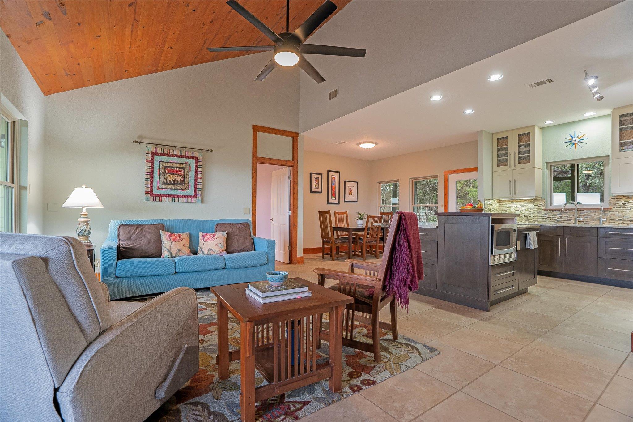 765 Skyline Ridge Lookout, Wimberley, TX 78676