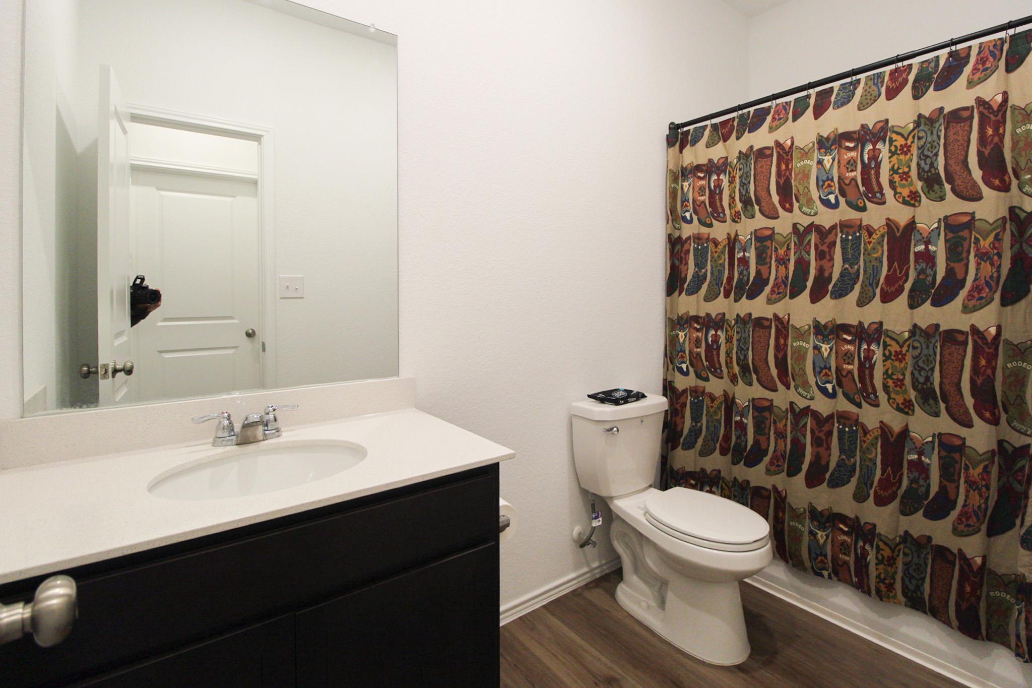 2307 Red Sky Dr, Lockhart, TX 78644