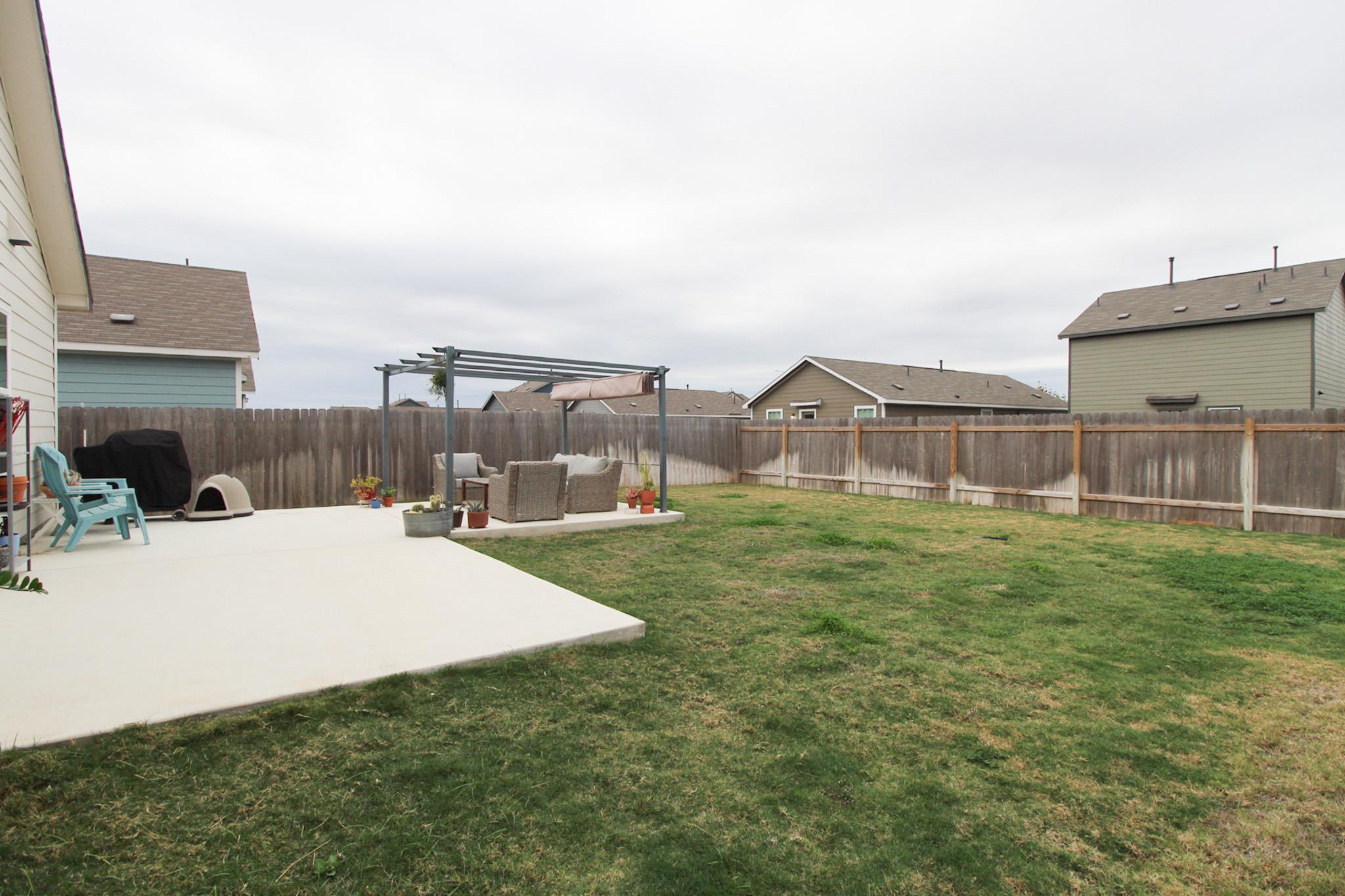 2307 Red Sky Dr, Lockhart, TX 78644