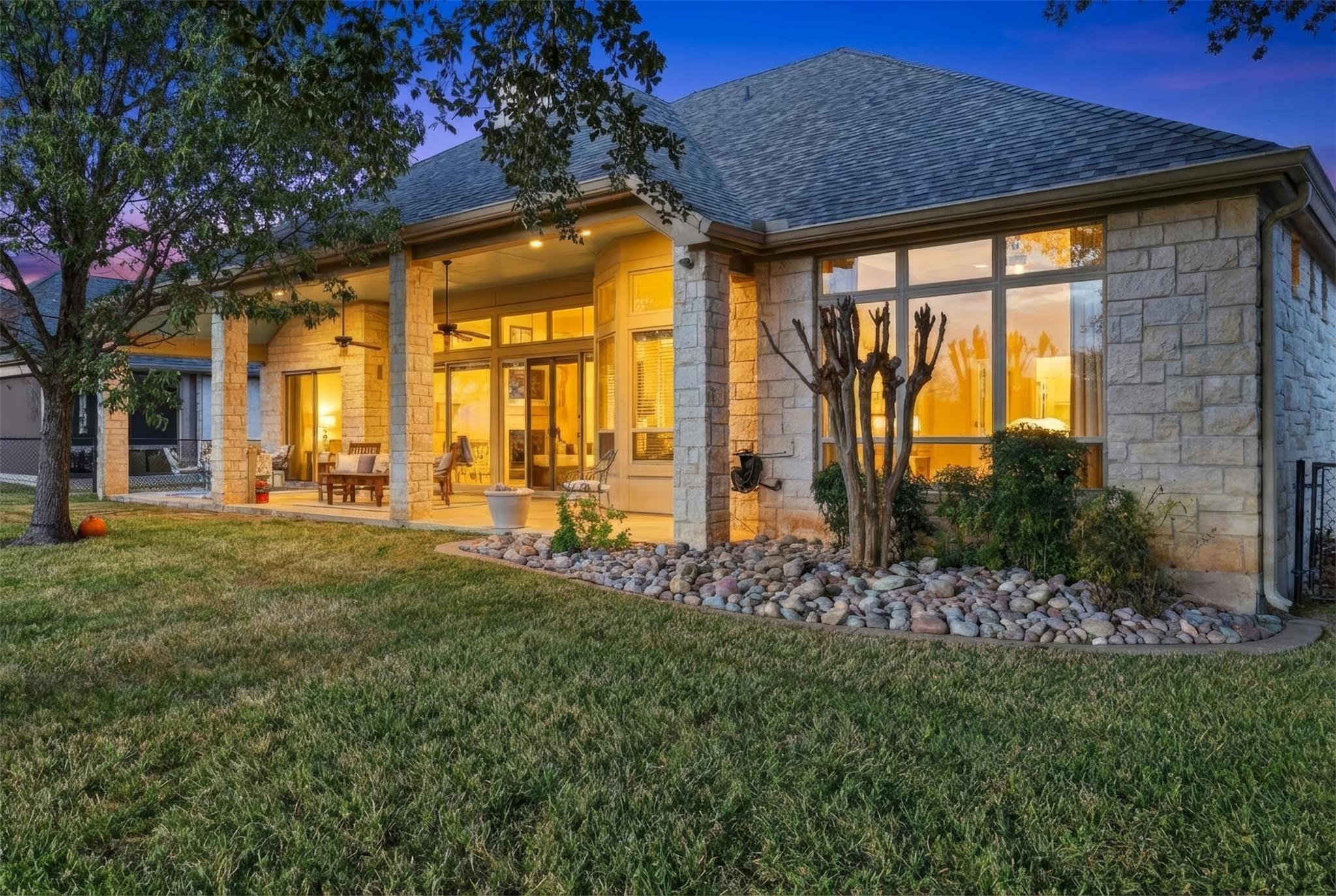 425 Saint Andrews St, Marble Falls, TX 78654