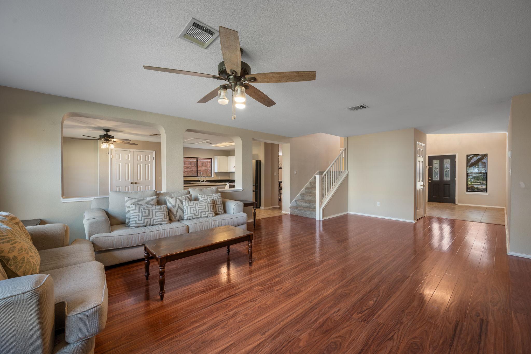 1506 Somerset Canyon Ln, Cedar Park, TX 78613