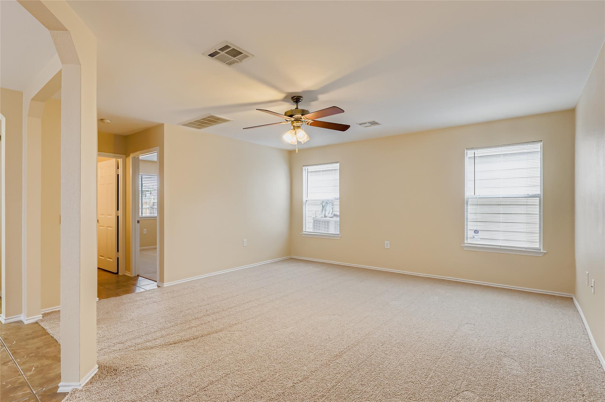 12532 La Paz Ln, Del Valle, TX 78617