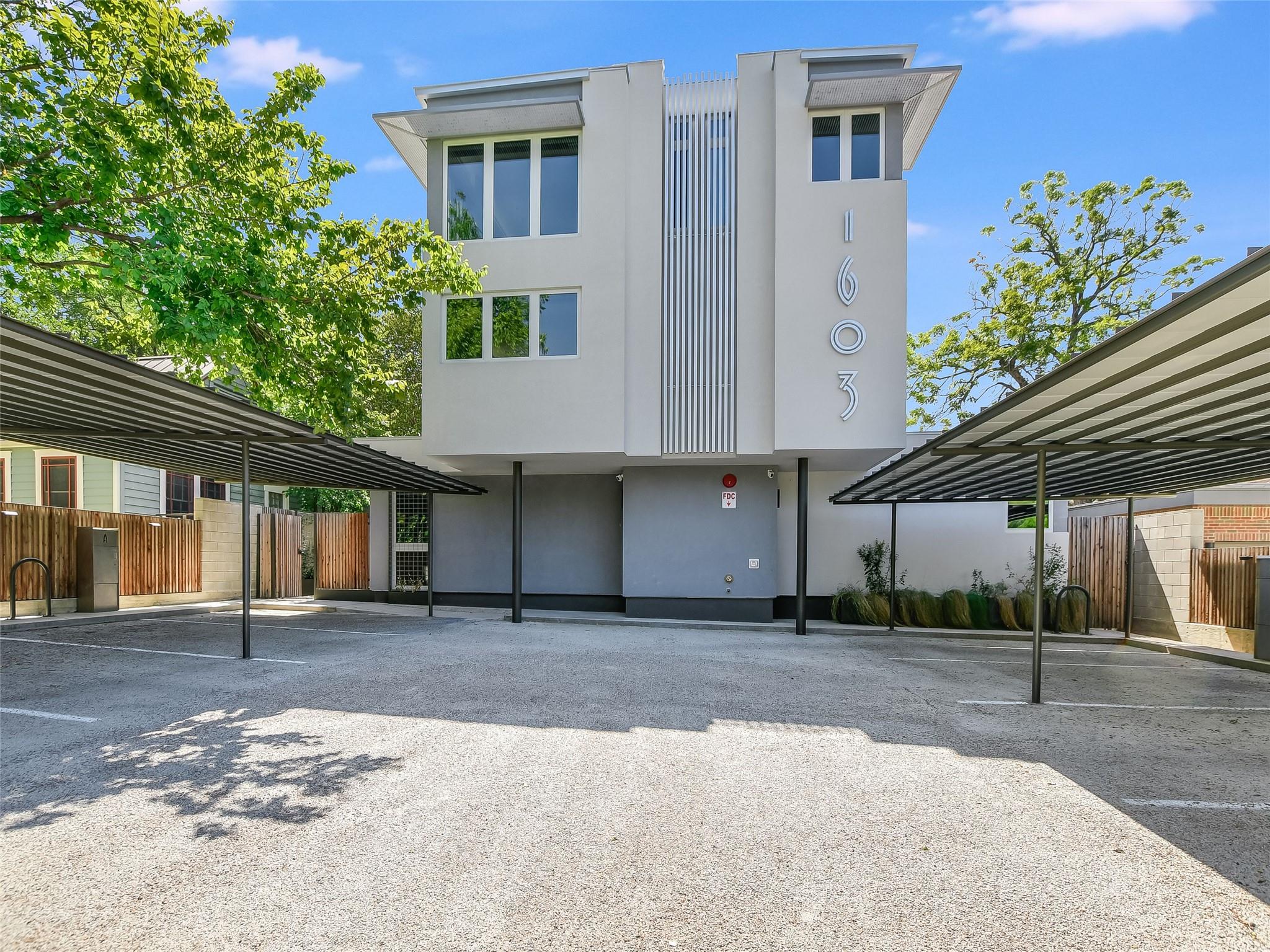 1603 Woodlawn Blvd # D, Austin, TX 78703