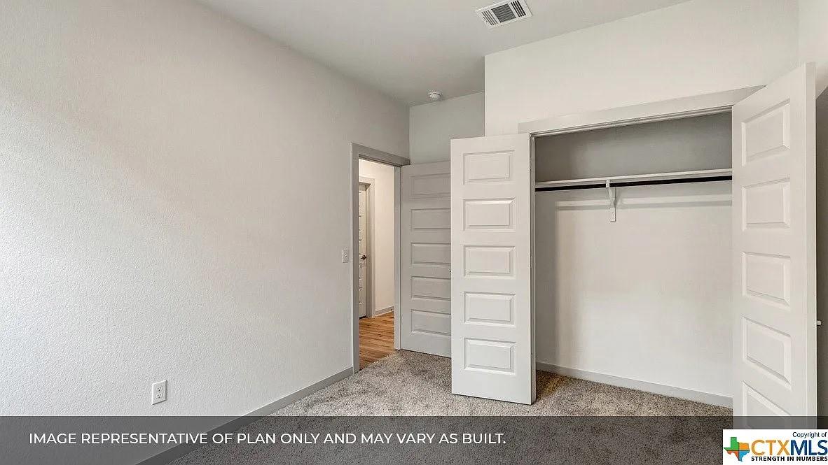 325 Fairfax Ave, San Marcos, TX 78666