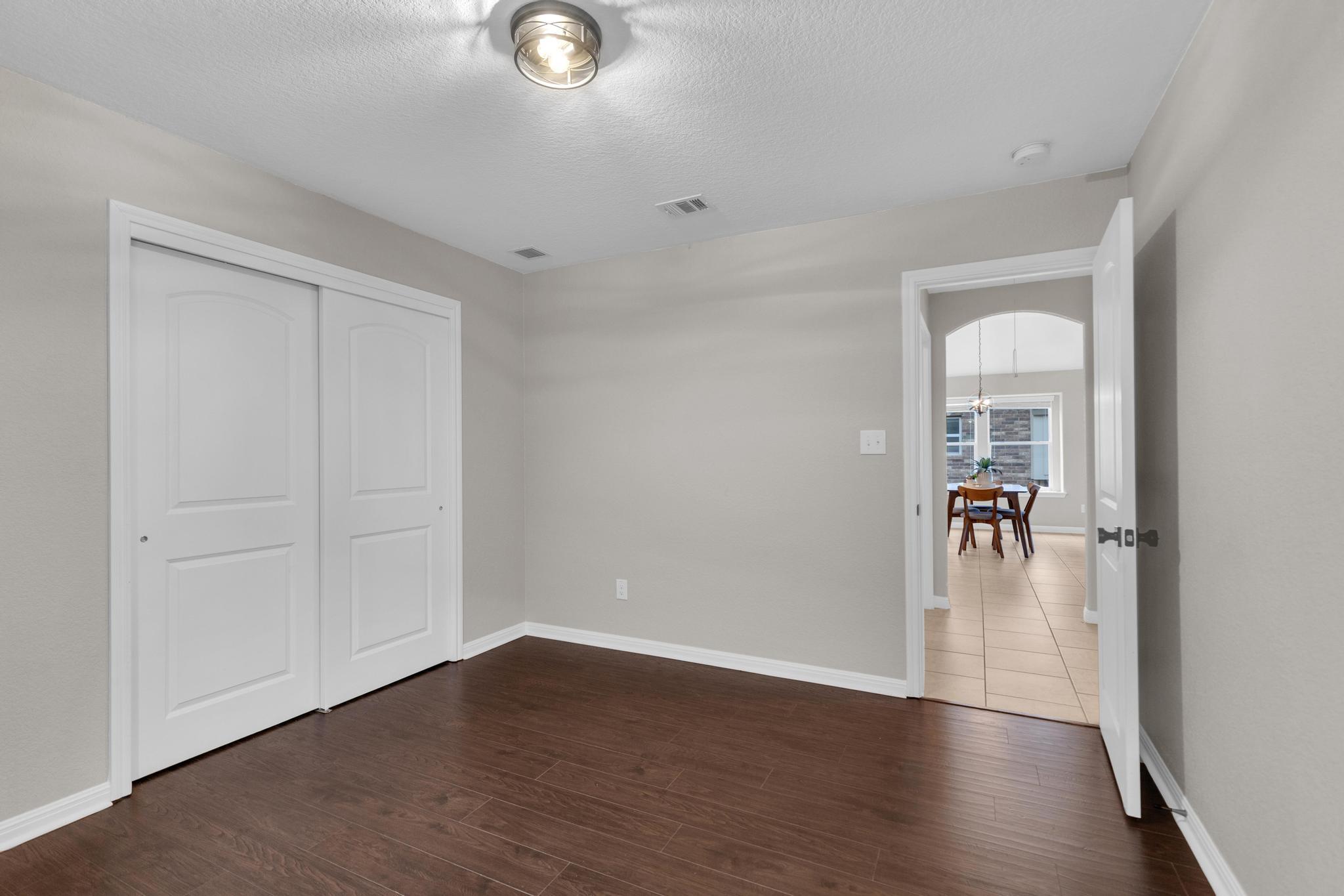 5624 Sacco St, Round Rock, TX 78665