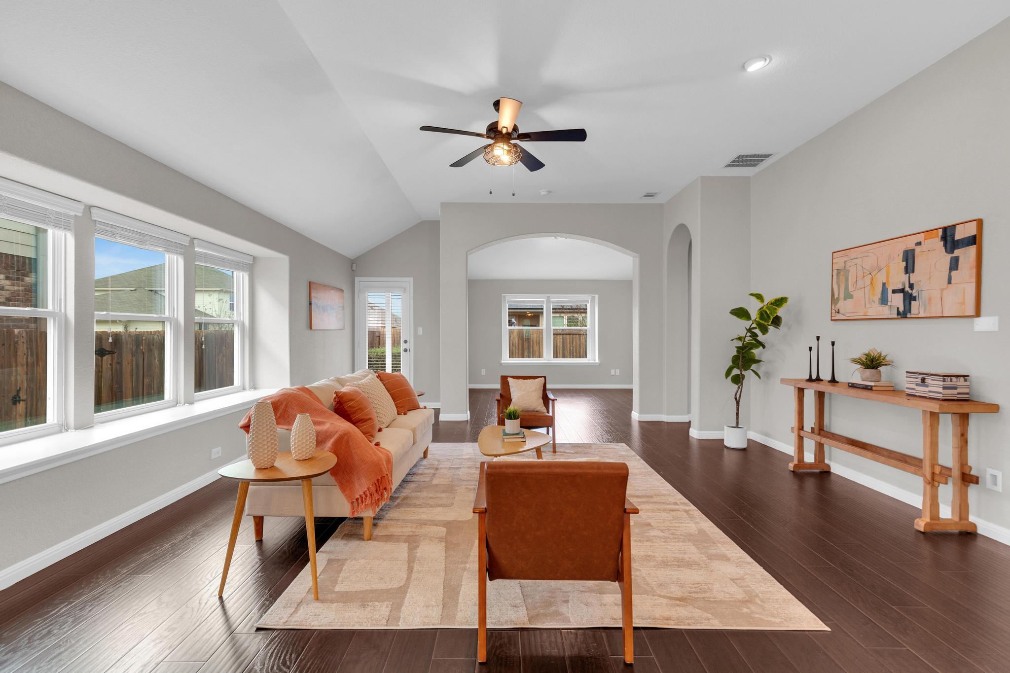 5624 Sacco St, Round Rock, TX 78665