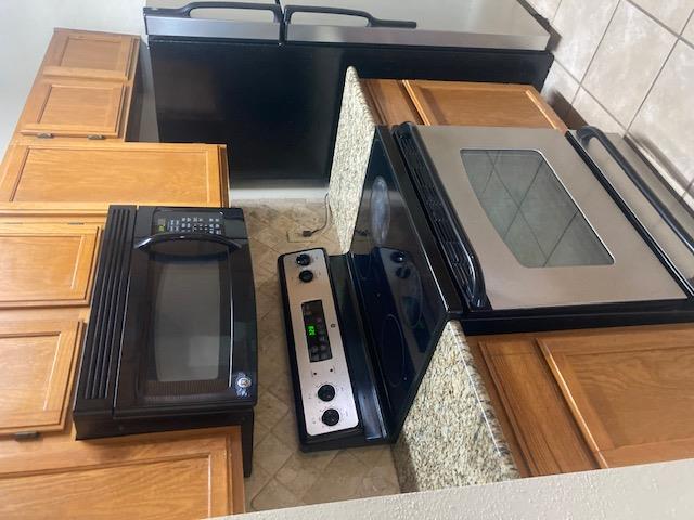 3115 HELMS St # 302, Austin, TX 78705