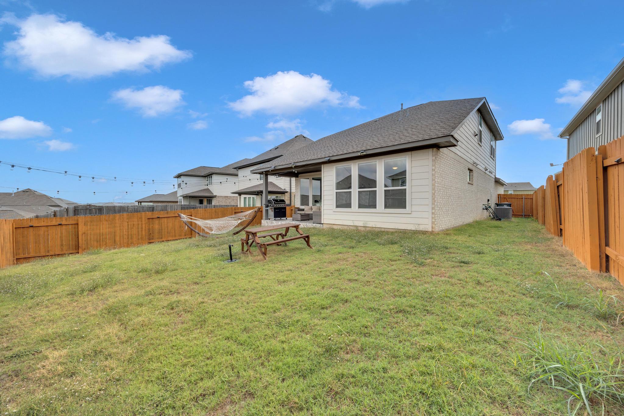 6404 E Mallord Brook Bnd, Buda, TX 78610