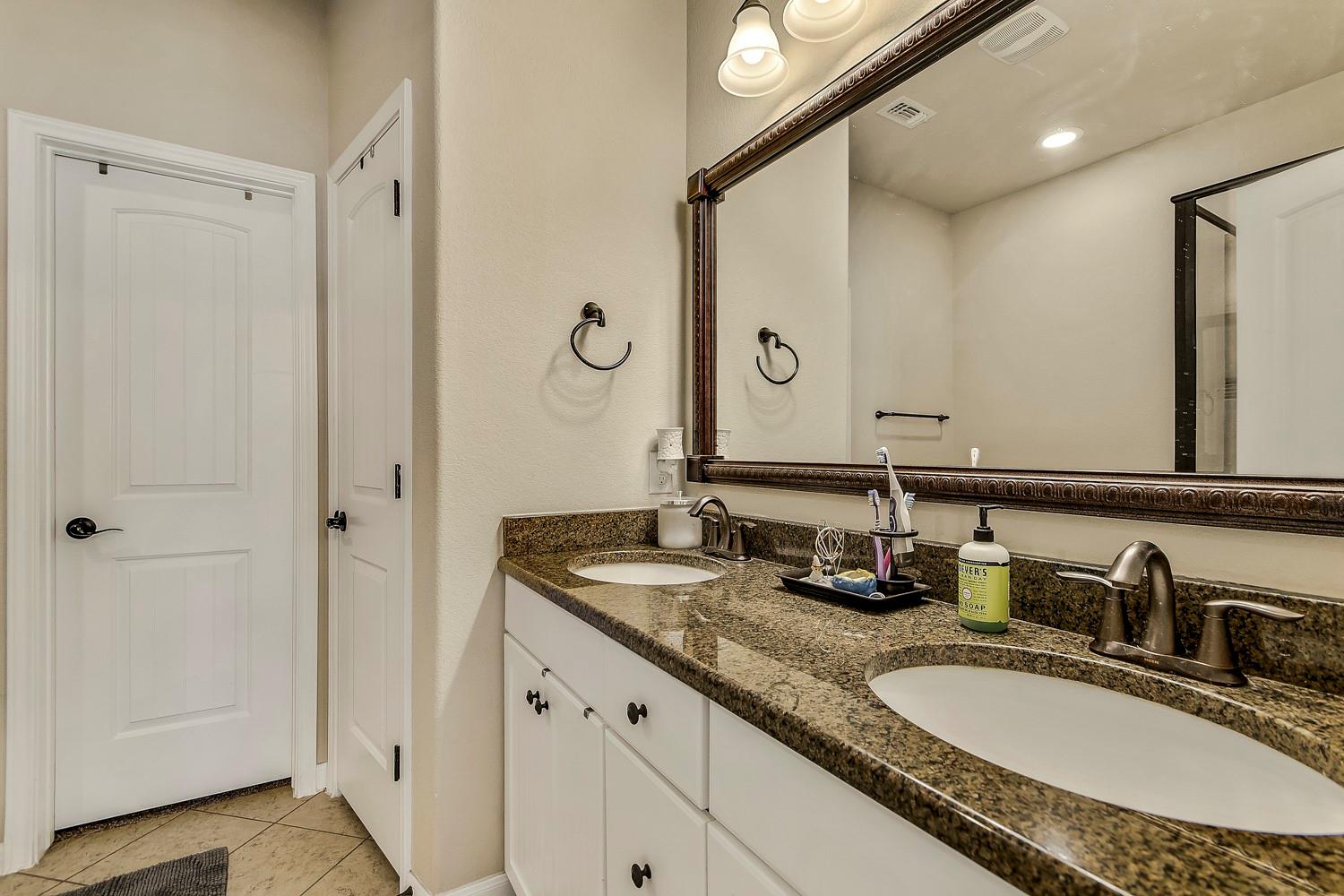 409 S Meadowlark St # A, Lakeway, TX 78734