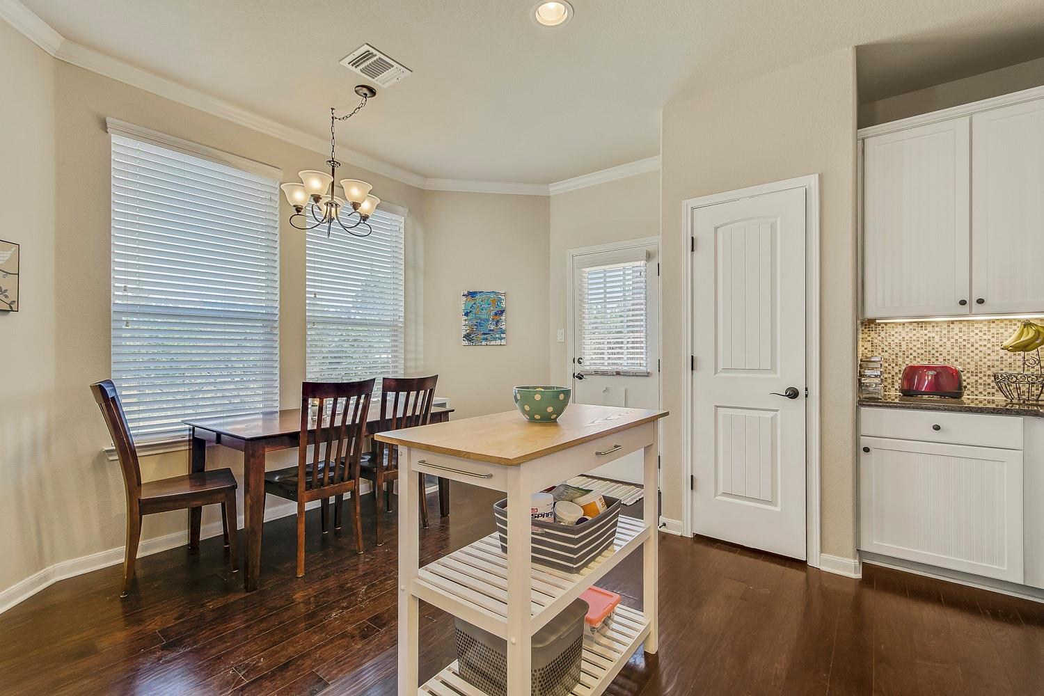 409 S Meadowlark St # A, Lakeway, TX 78734