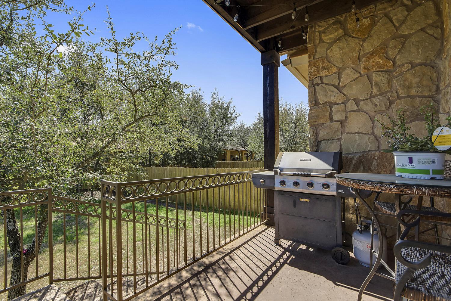 409 S Meadowlark St # A, Lakeway, TX 78734