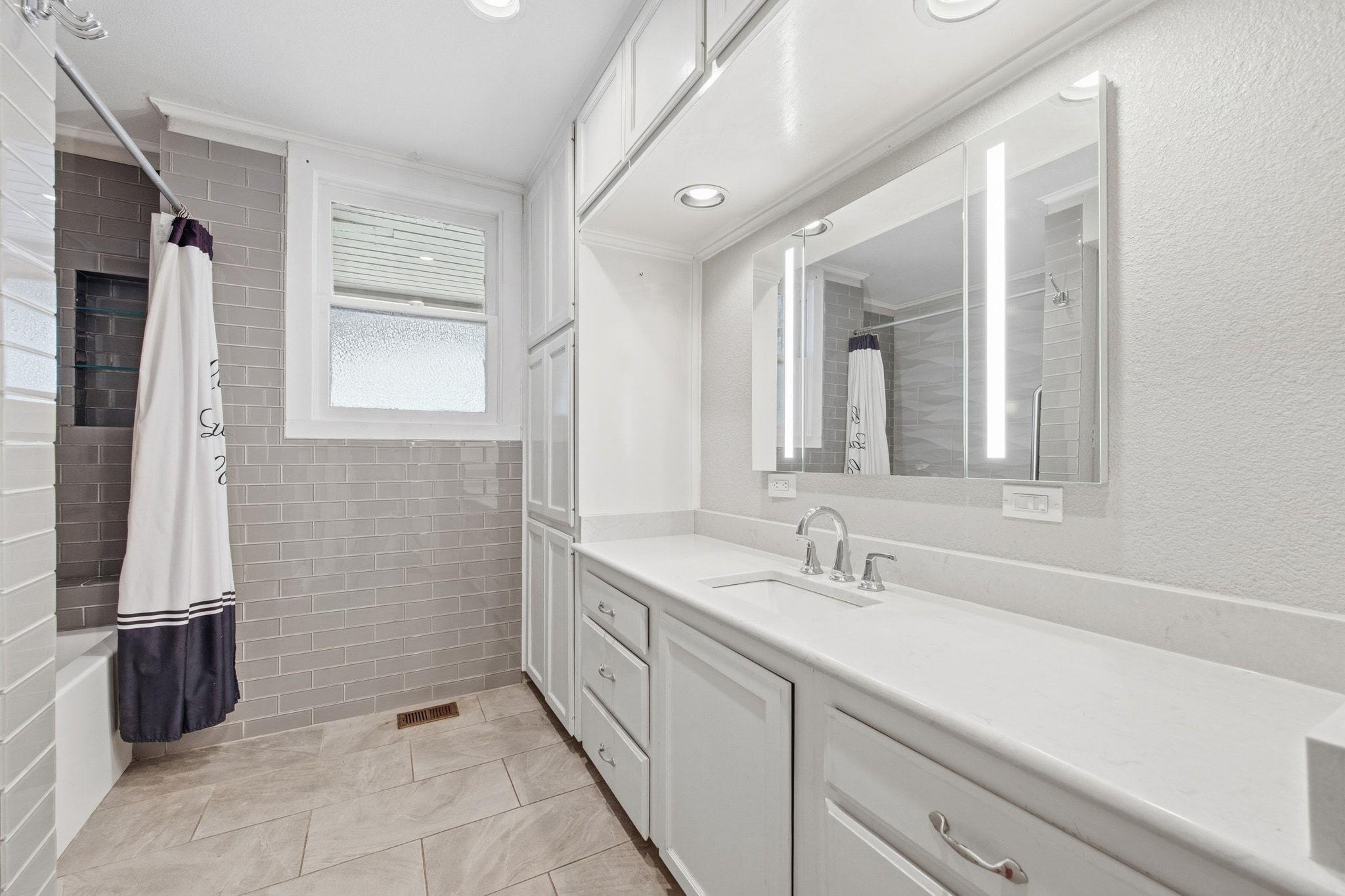 111 E 2nd St, Georgetown, TX 78626