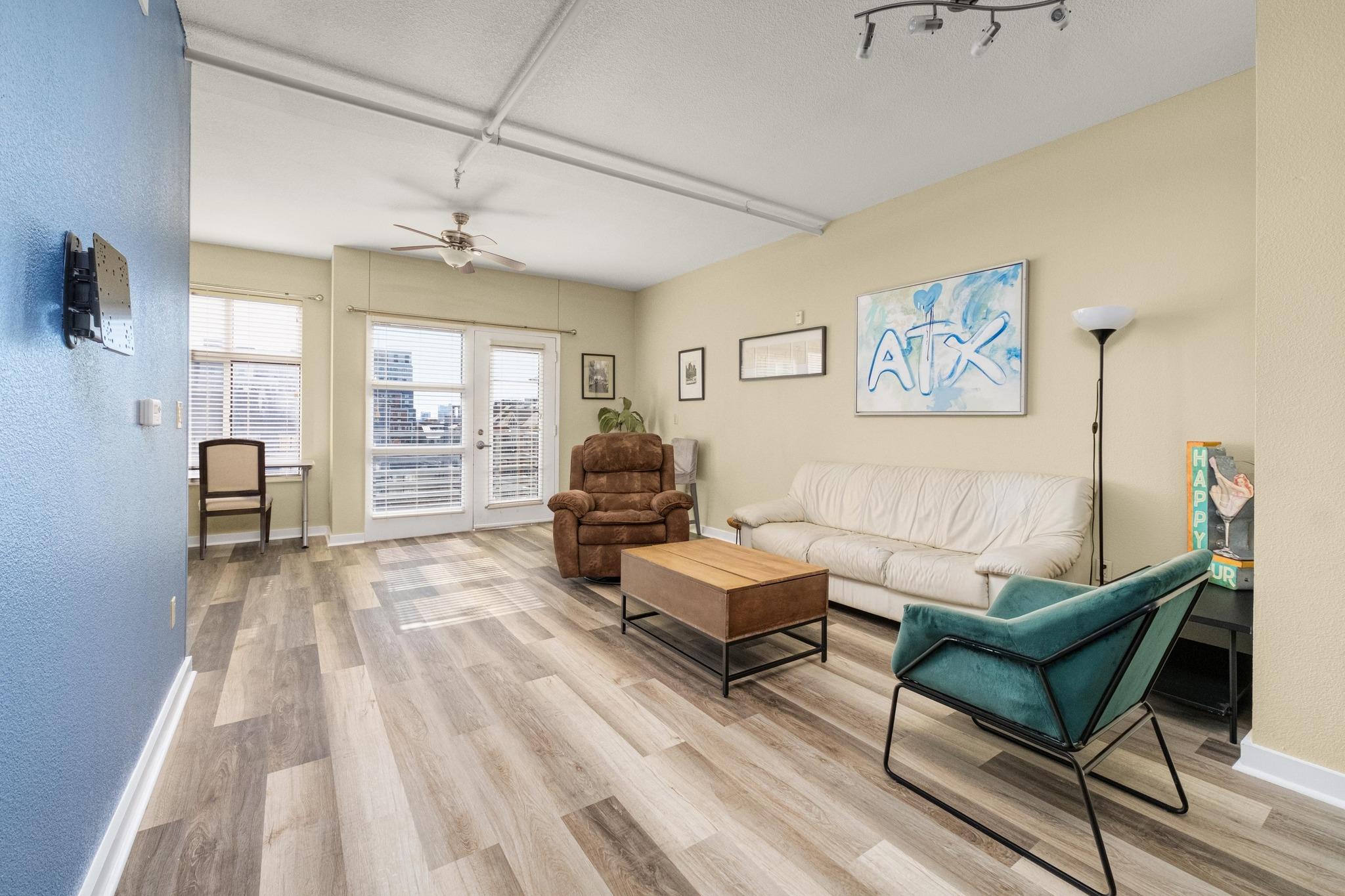 711 W 26th St # 706, Austin, TX 78705