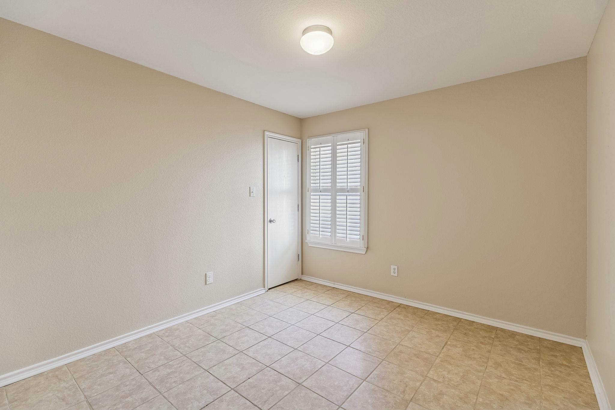 1148 Amberwood Loop, Kyle, TX 78640