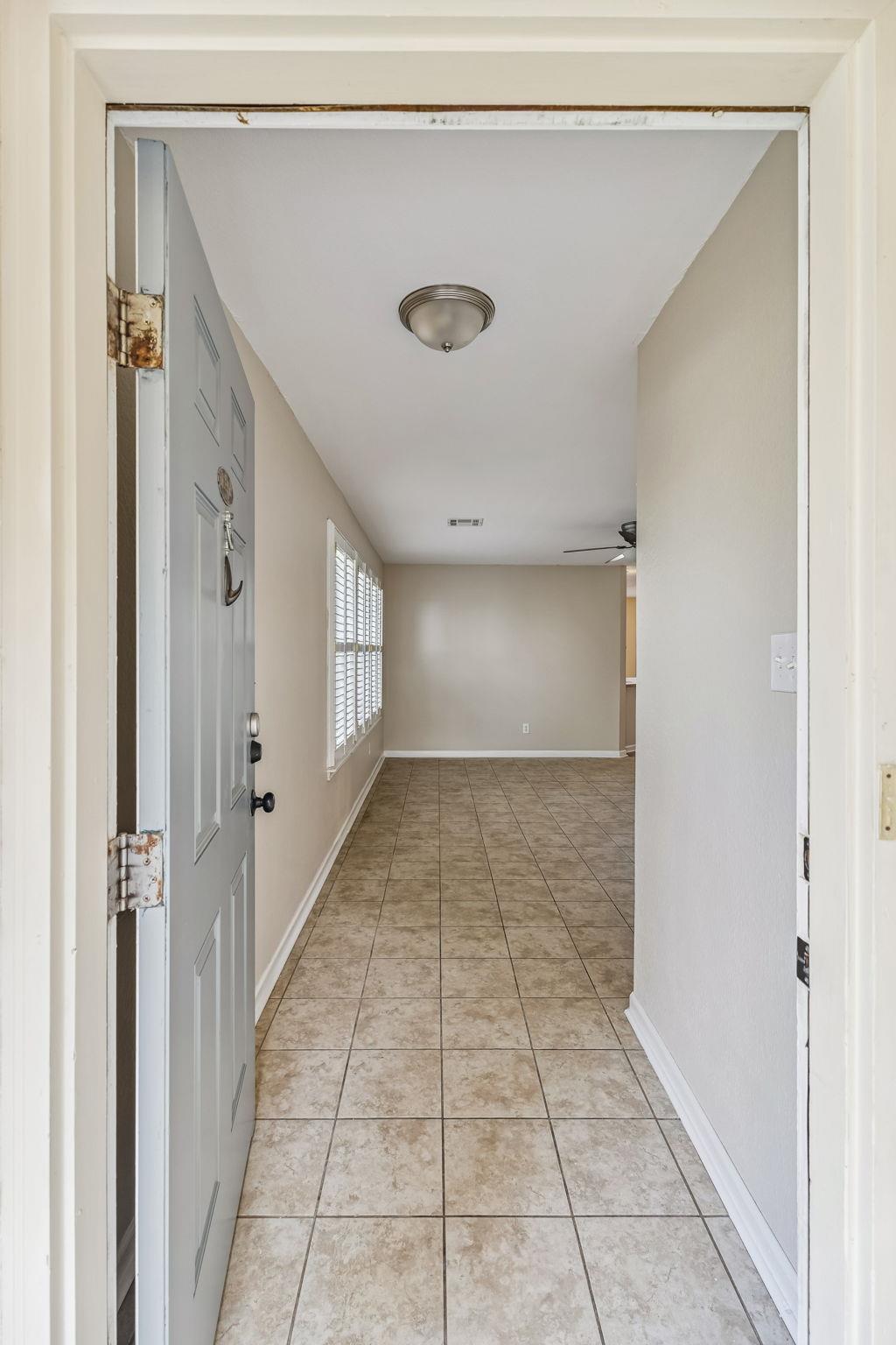 1148 Amberwood Loop, Kyle, TX 78640