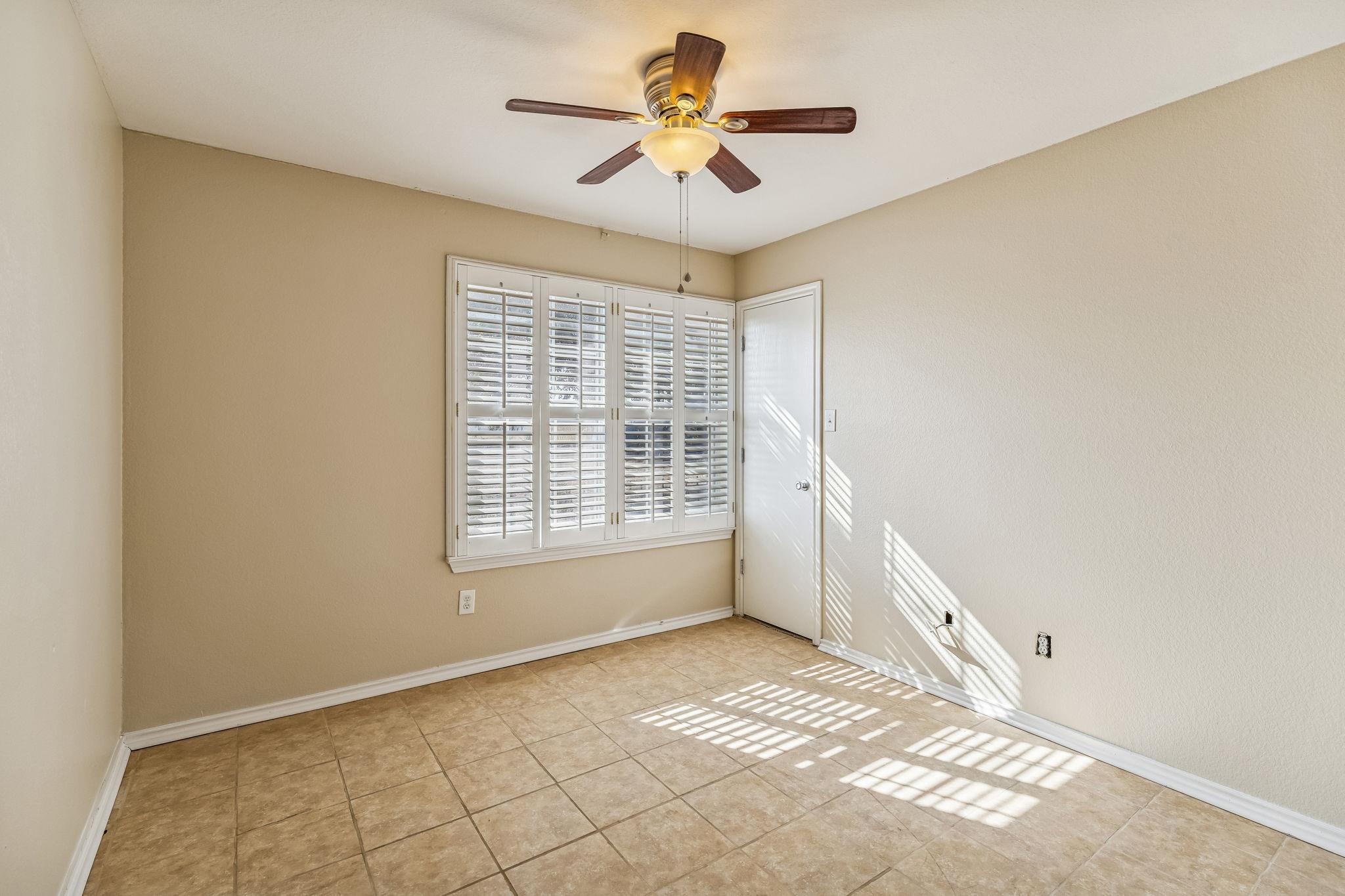 1148 Amberwood Loop, Kyle, TX 78640