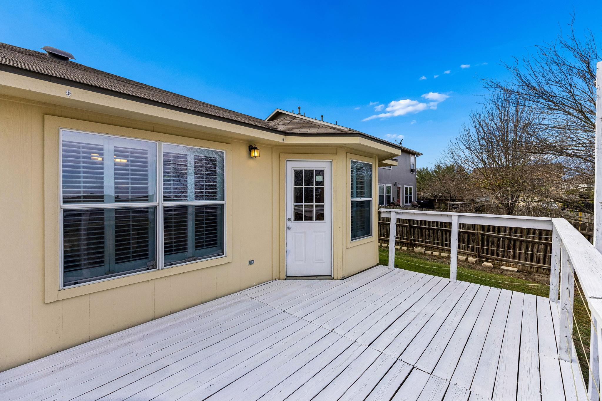 1148 Amberwood Loop, Kyle, TX 78640