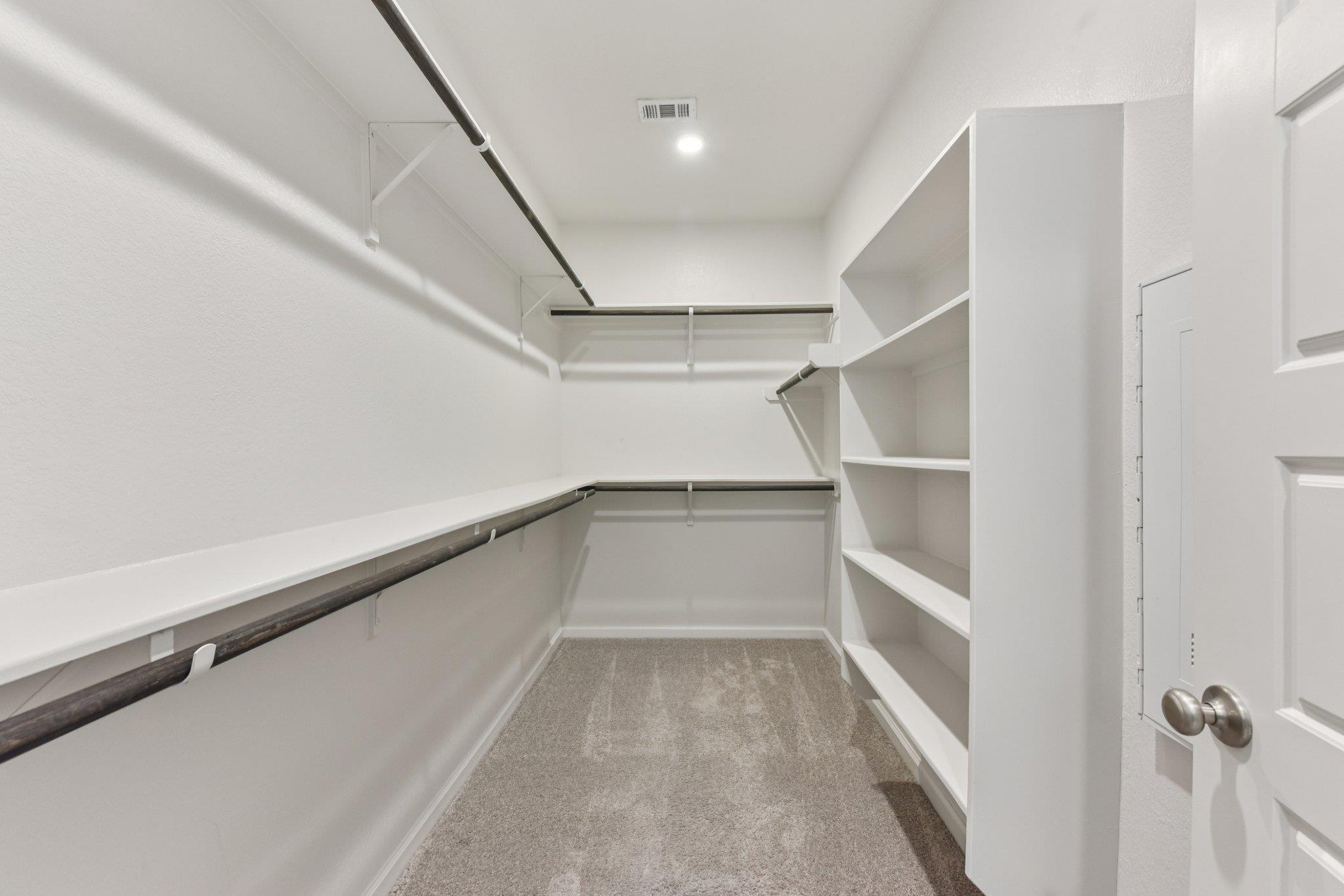 271 Dycus Bnd, Liberty Hill, TX 78642