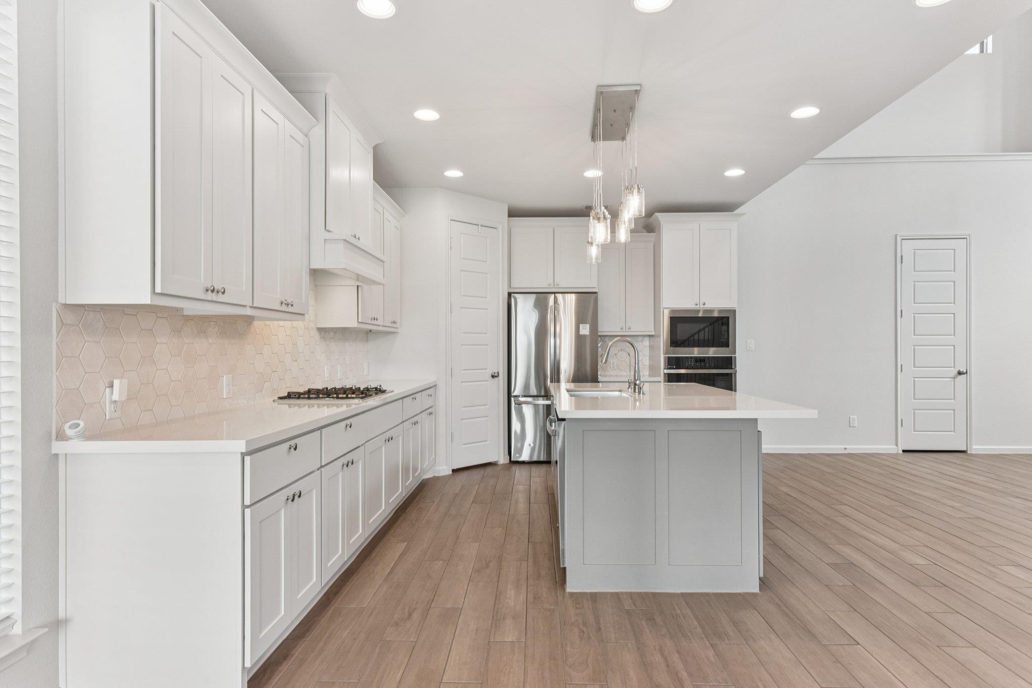 271 Dycus Bnd, Liberty Hill, TX 78642