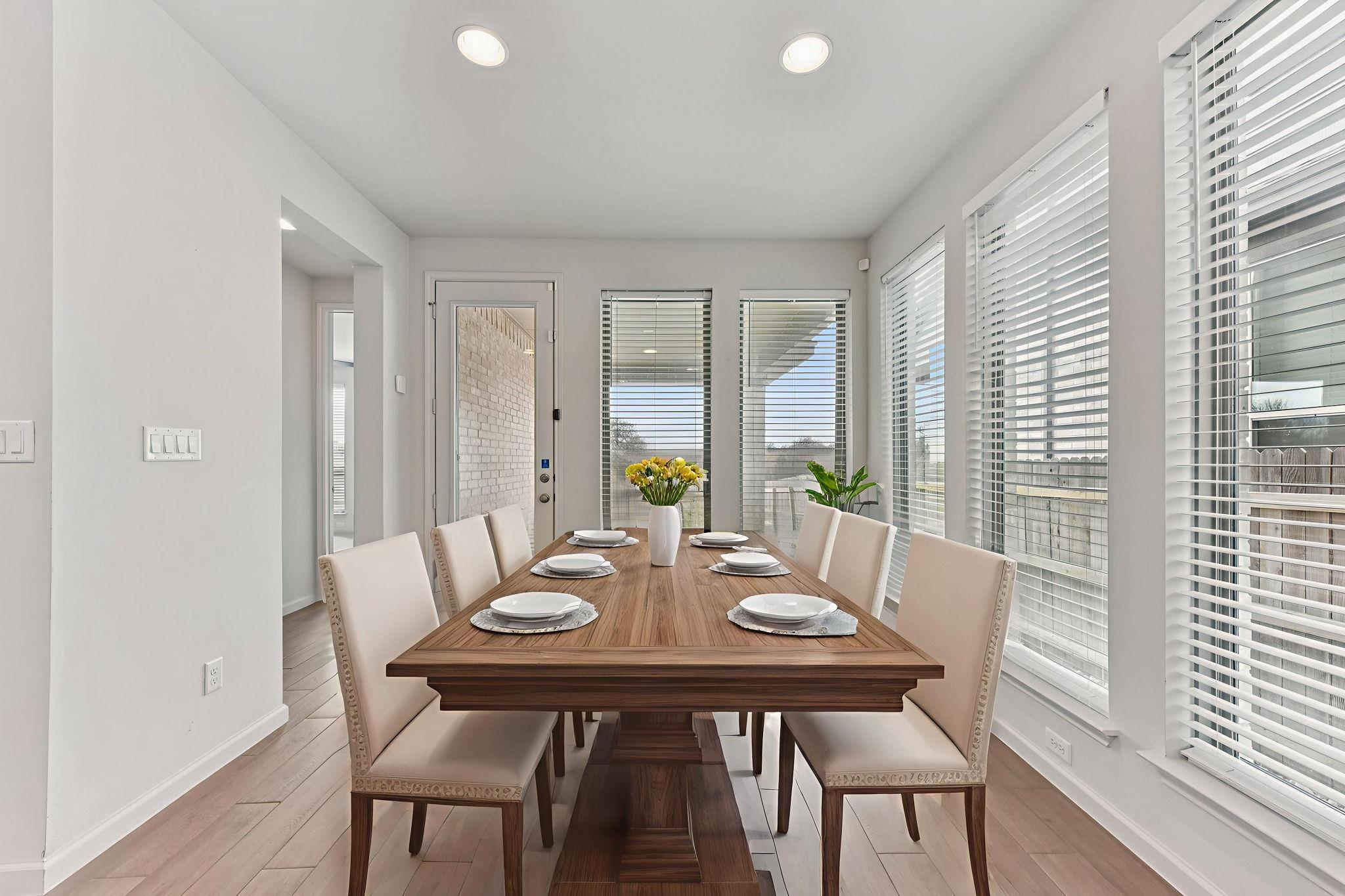 271 Dycus Bnd, Liberty Hill, TX 78642