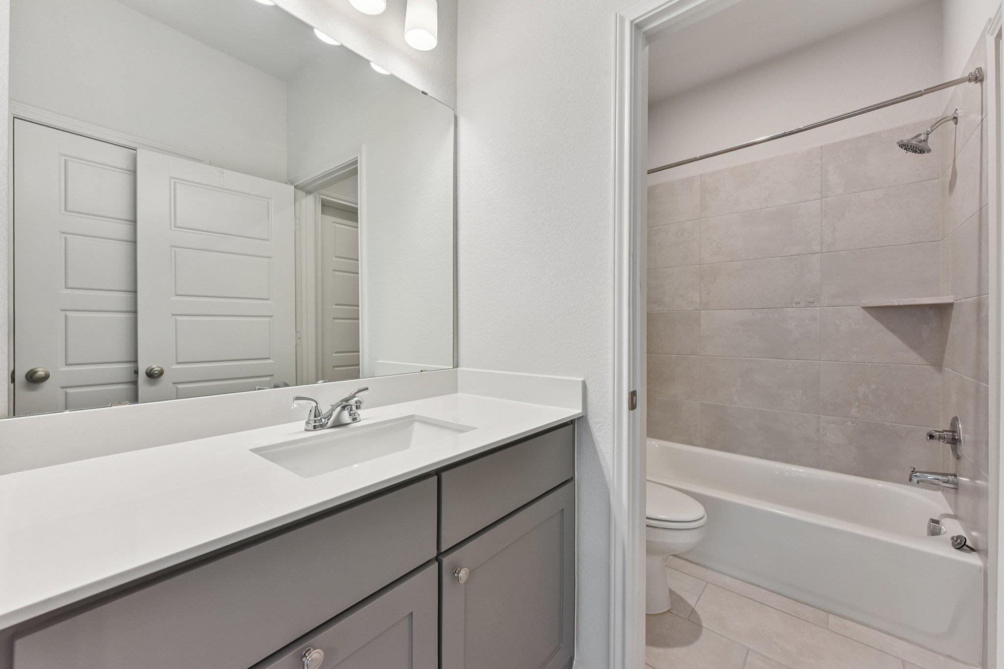 271 Dycus Bnd, Liberty Hill, TX 78642