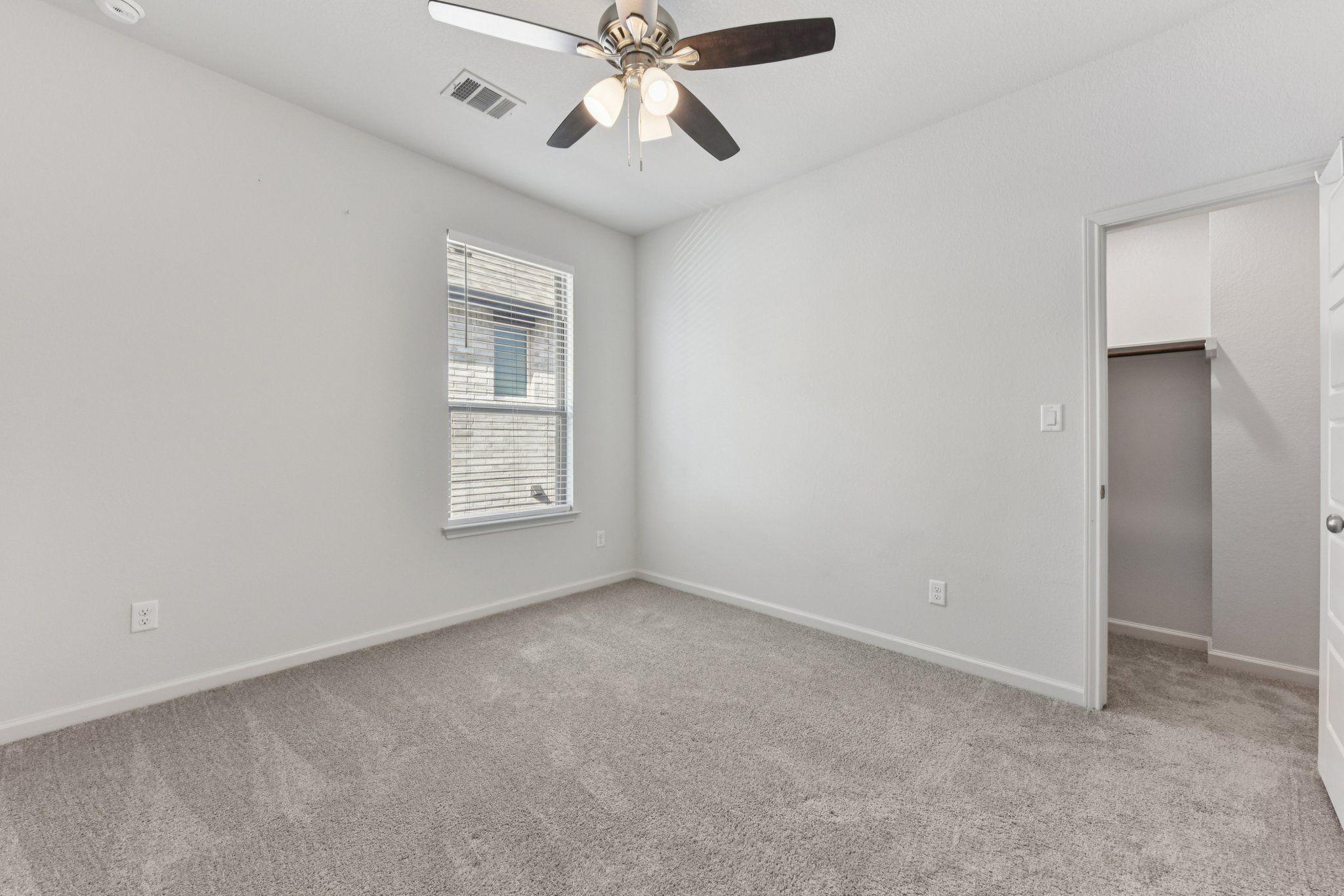 271 Dycus Bnd, Liberty Hill, TX 78642