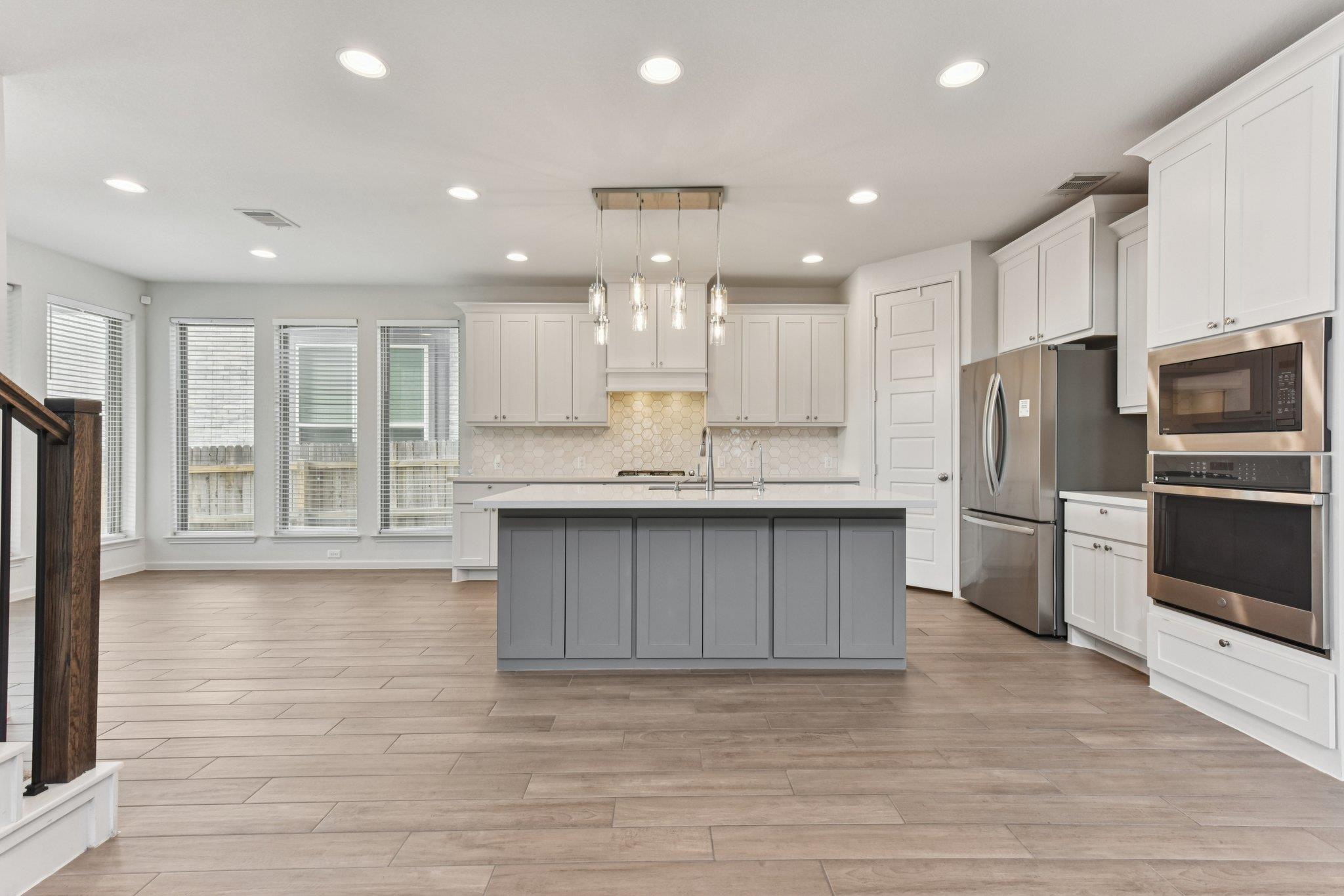 271 Dycus Bnd, Liberty Hill, TX 78642