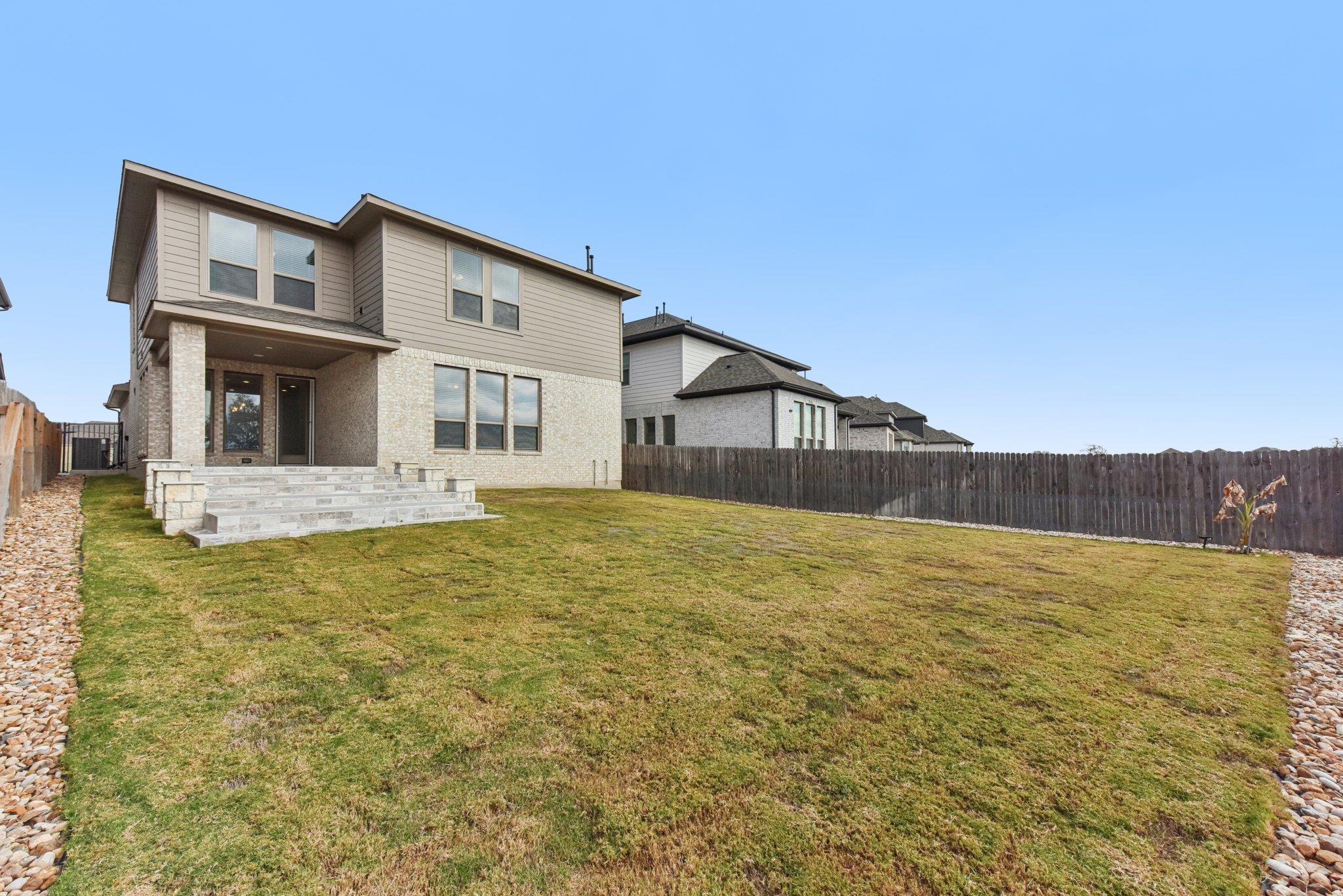 271 Dycus Bnd, Liberty Hill, TX 78642