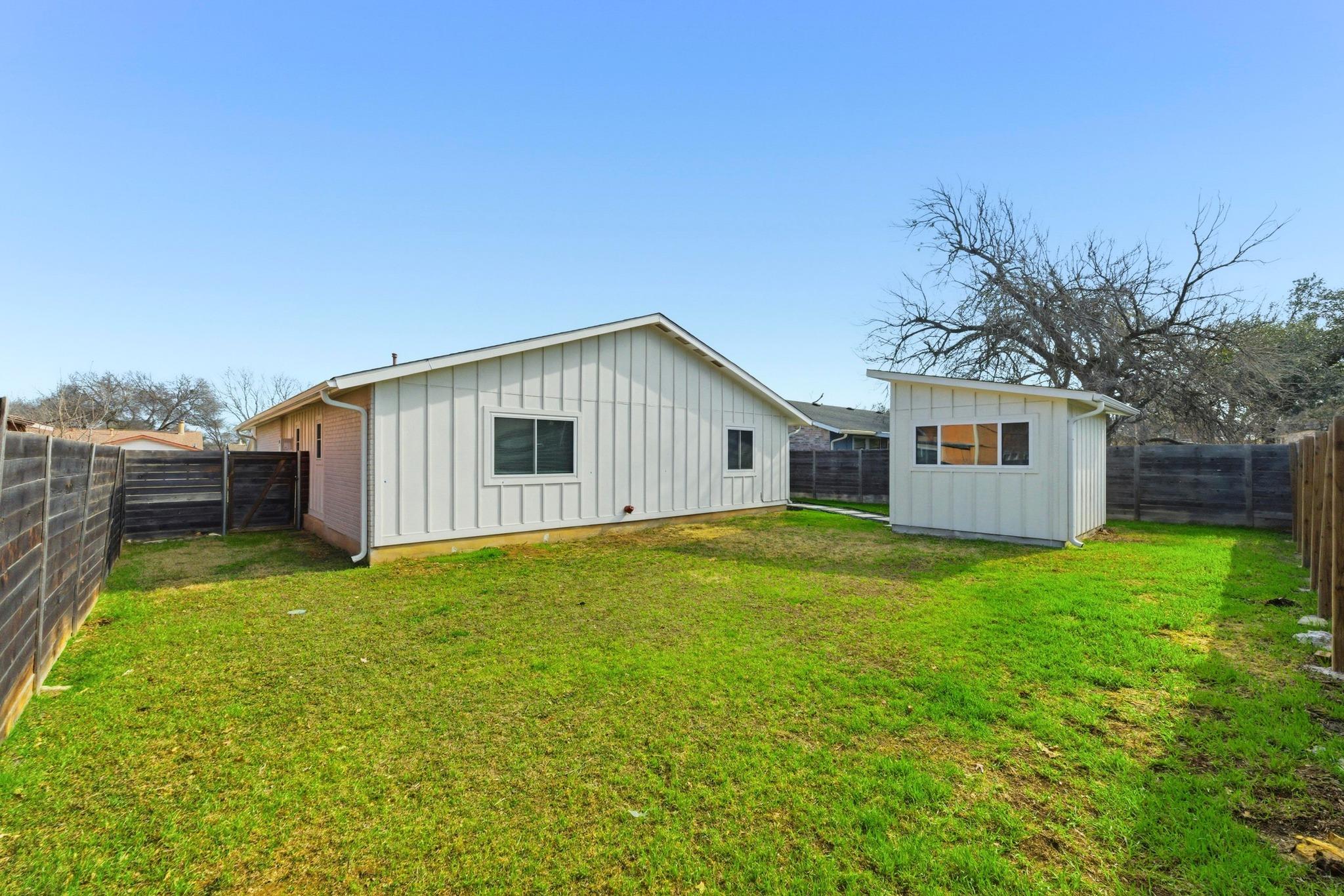 3817 Leafield Dr, Austin, TX 78749