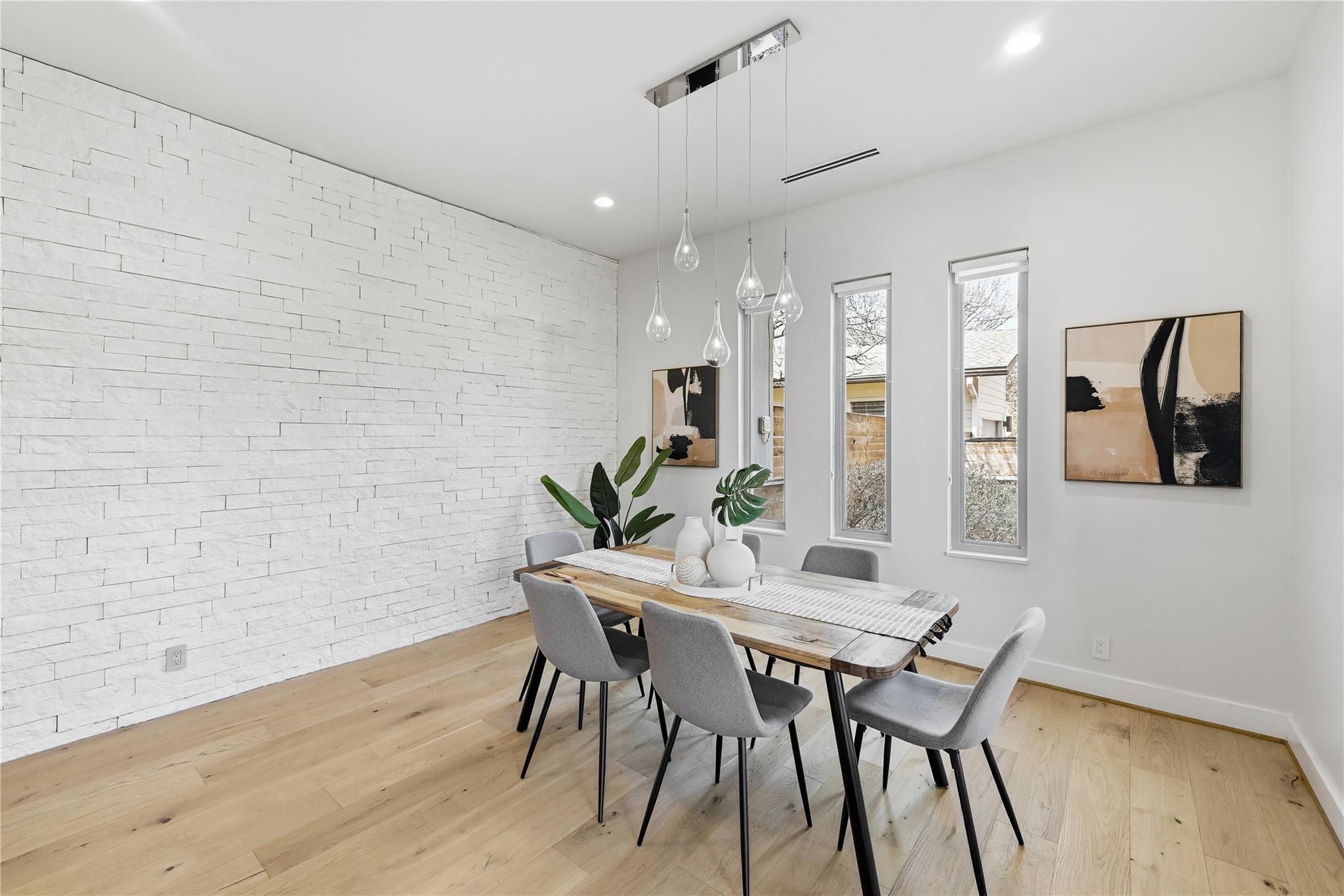 2100 Glendale Pl # A, Austin, TX 78704