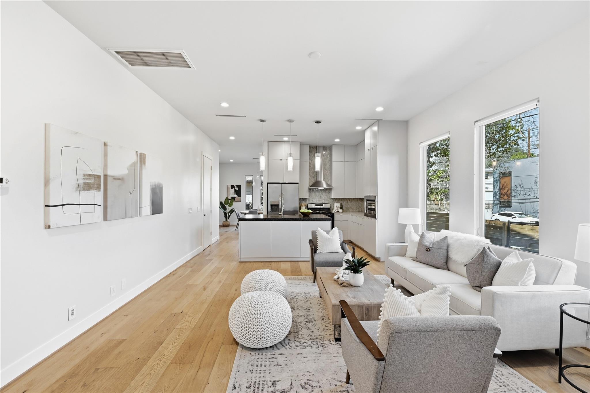 2100 Glendale Pl # A, Austin, TX 78704