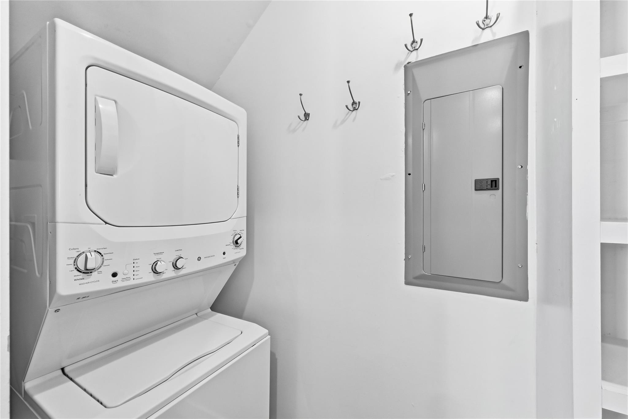 2100 Glendale Pl # A, Austin, TX 78704